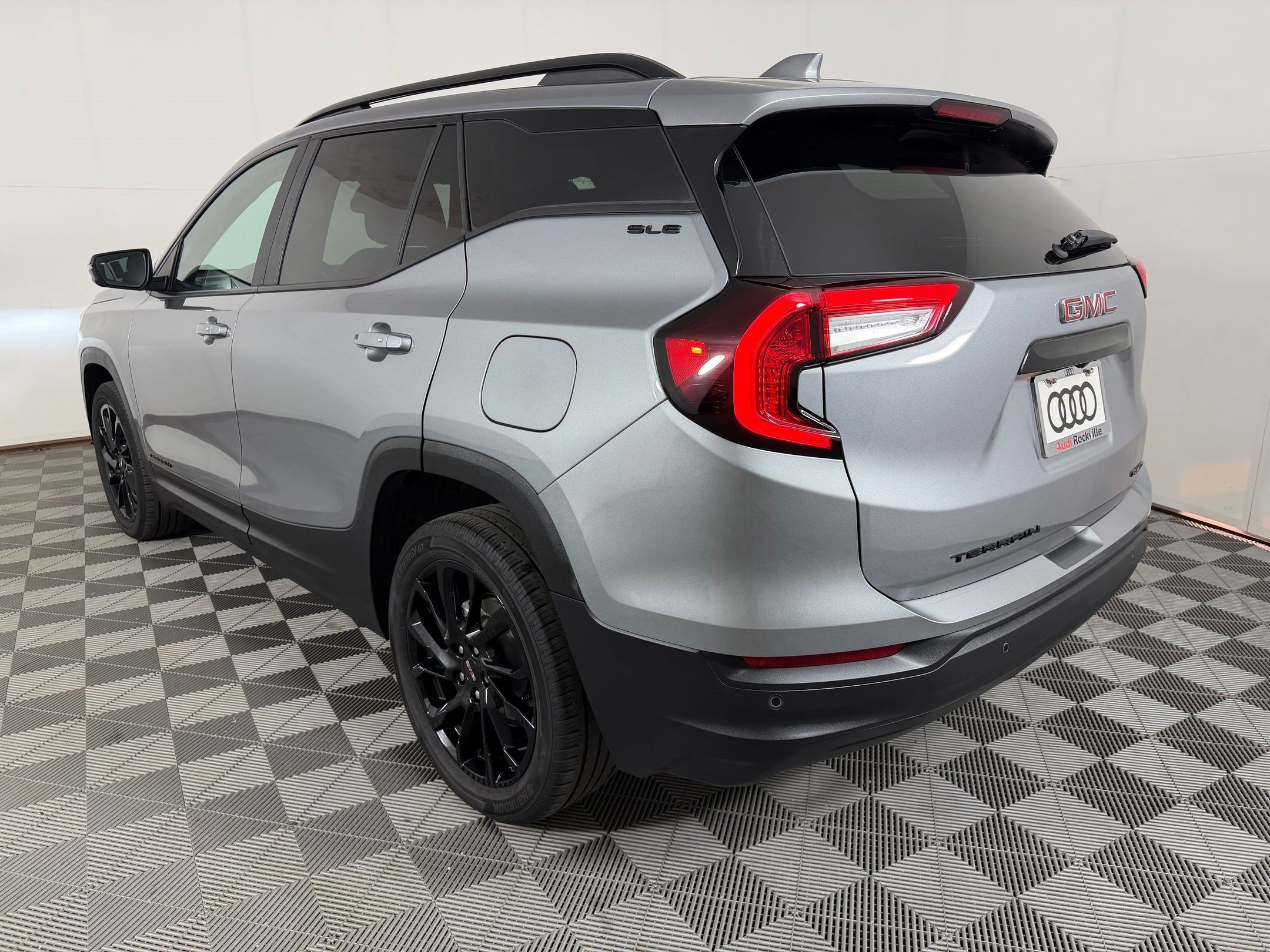 2023 GMC Terrain SLE SUV