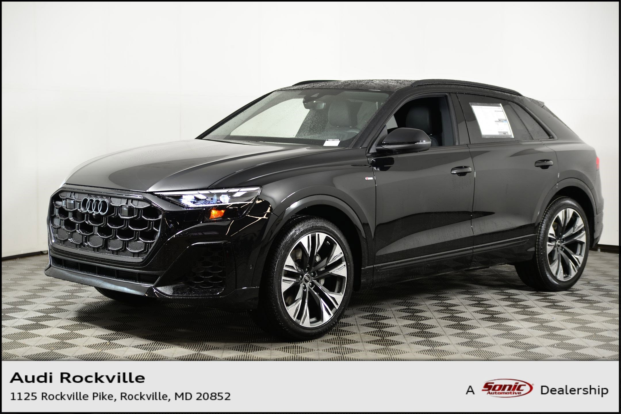 2026 Audi Q8 Premium Plus's photo