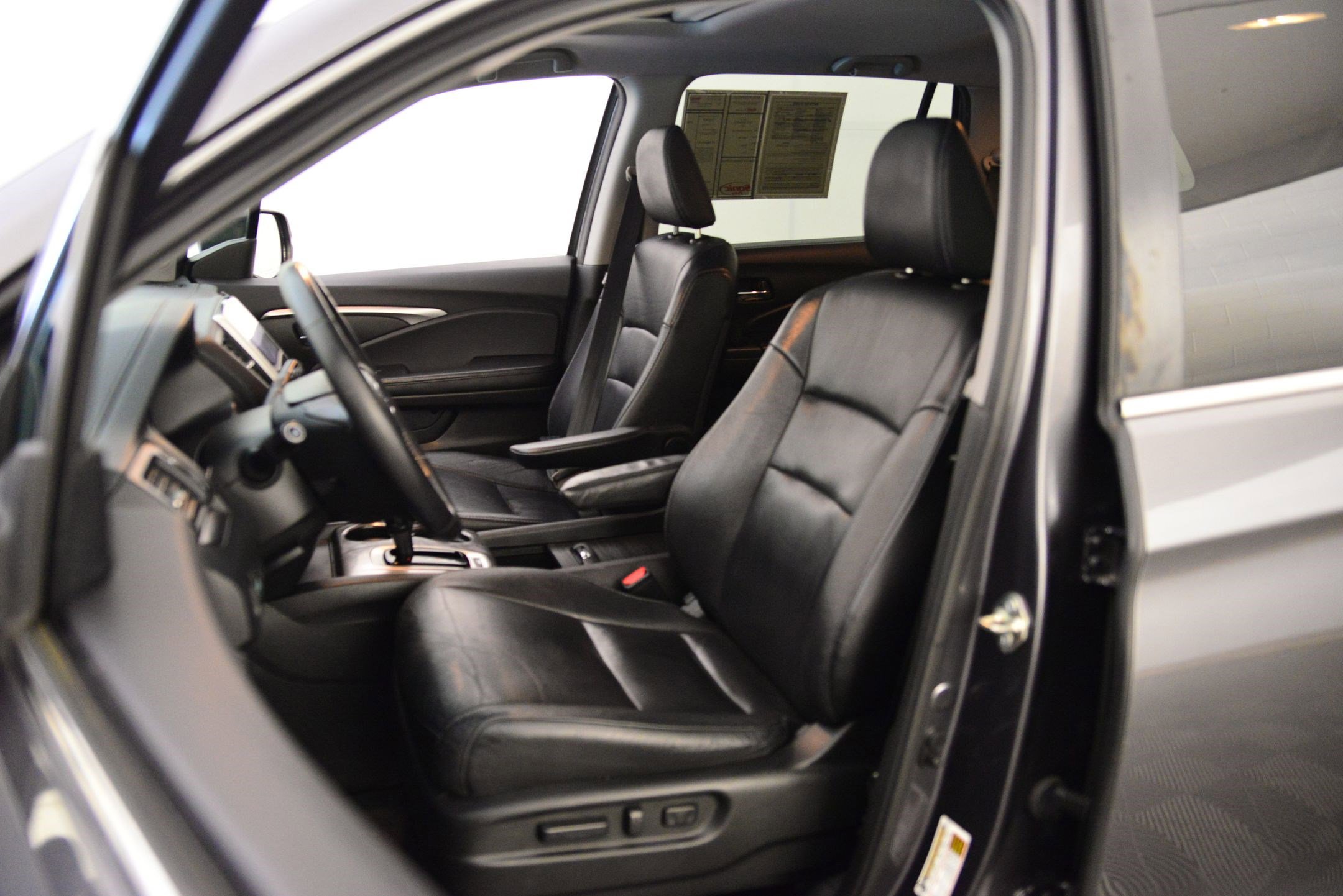2017 Honda Pilot EX-L photo 4