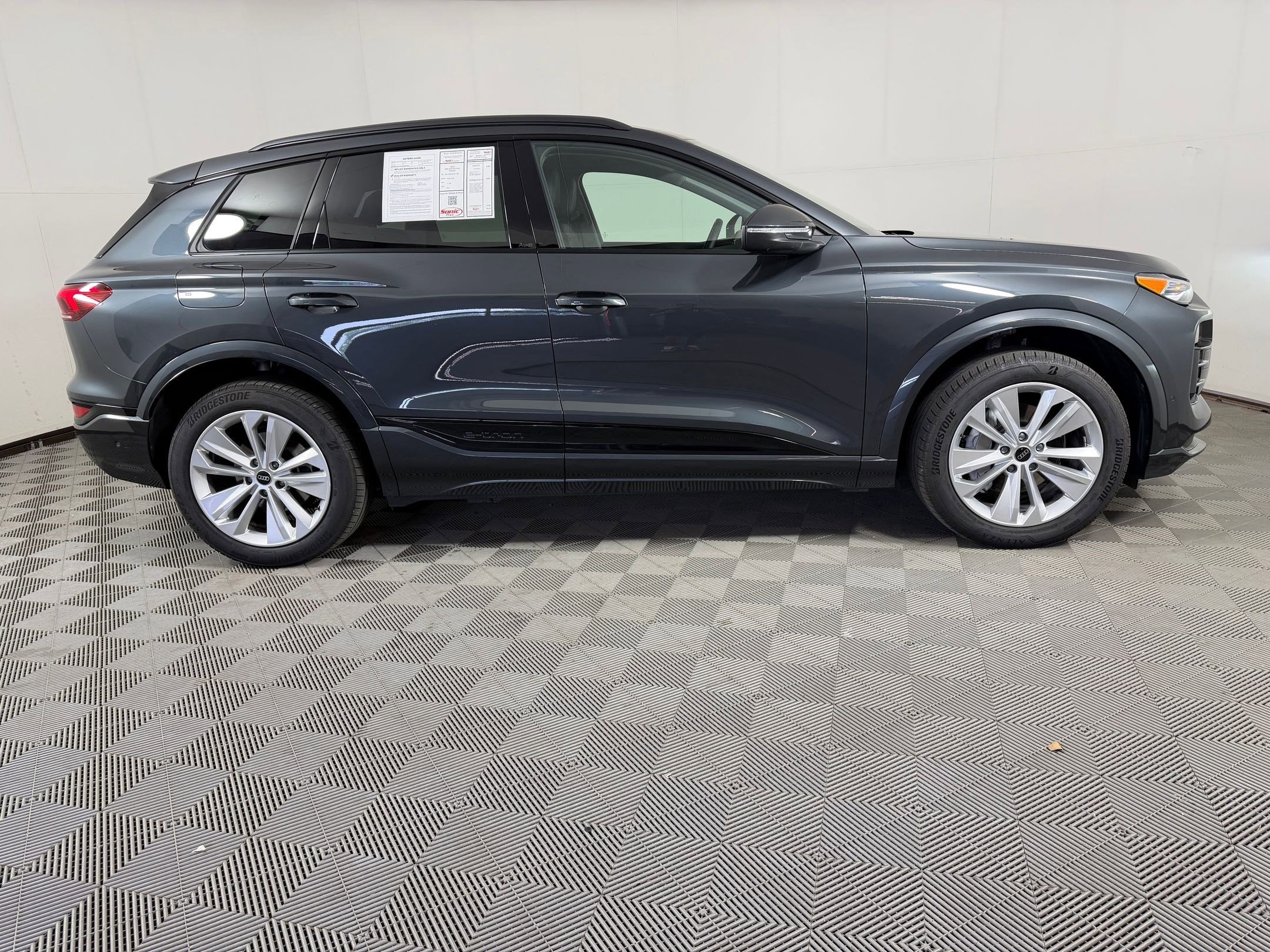 Q6 E-tron Premium SUV