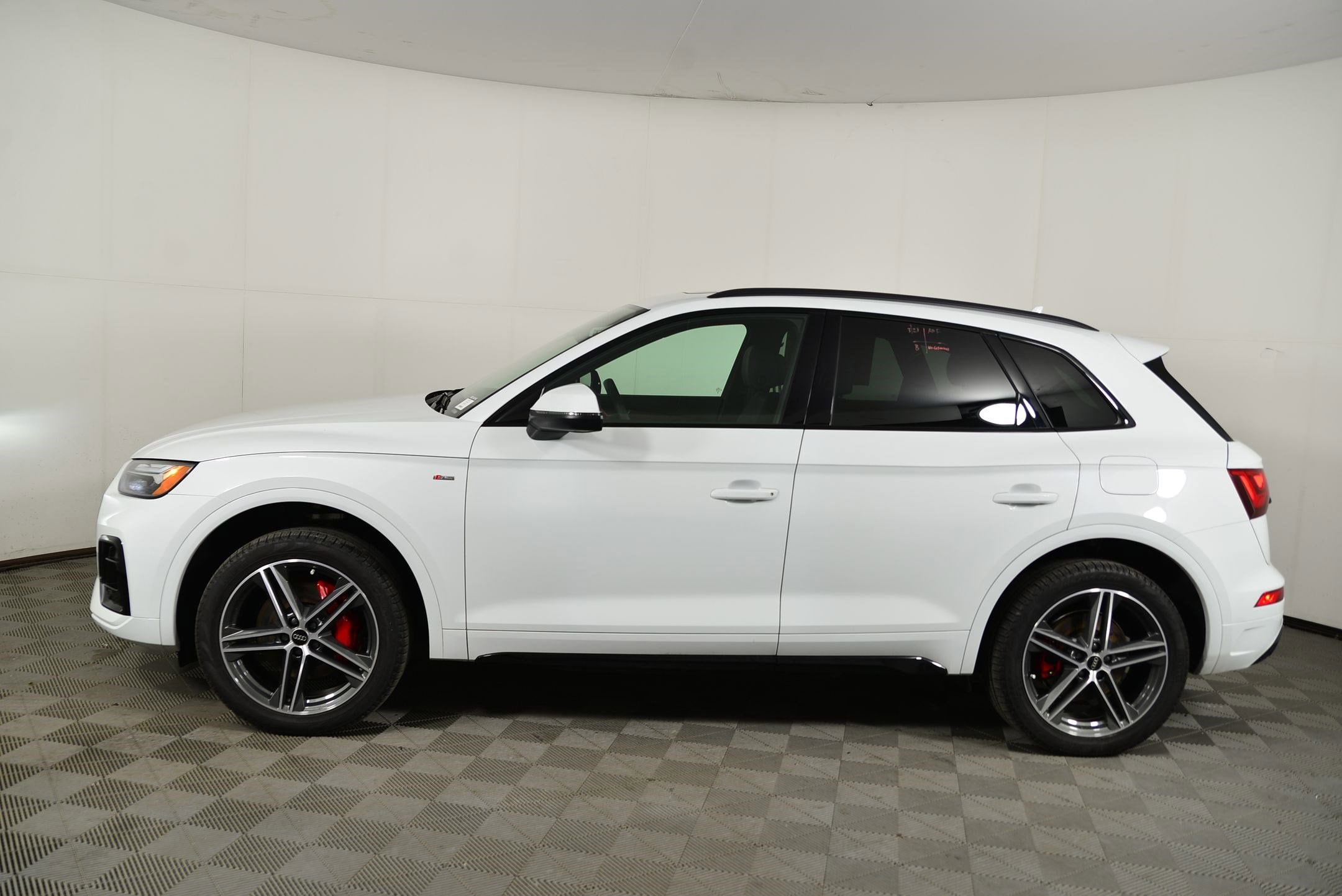 Used 2024 Audi Q5 Premium Plus with VIN WA1E2AFY1R2142145 for sale in Rockville, MD