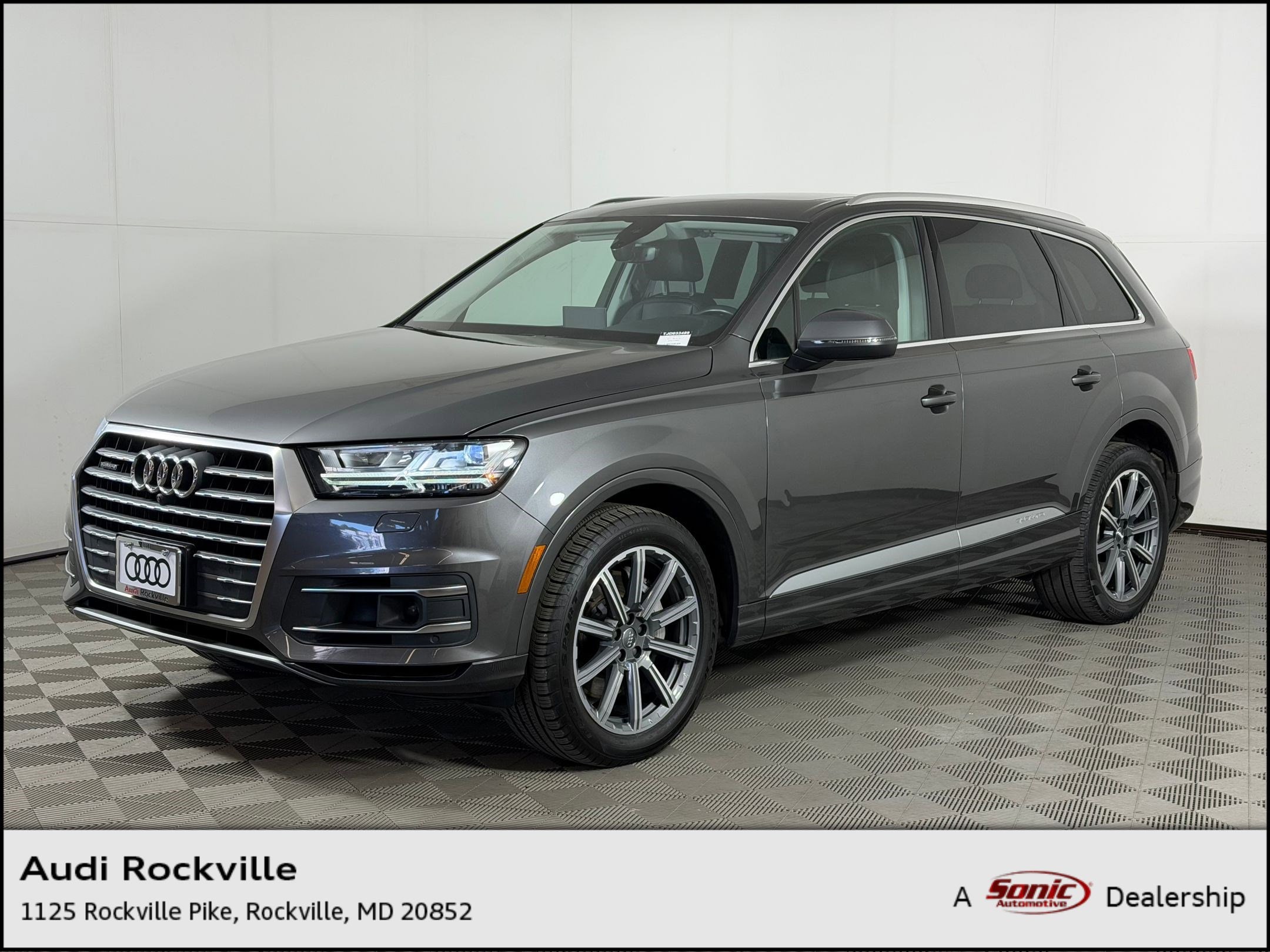 Q7 Premium Plus SUV