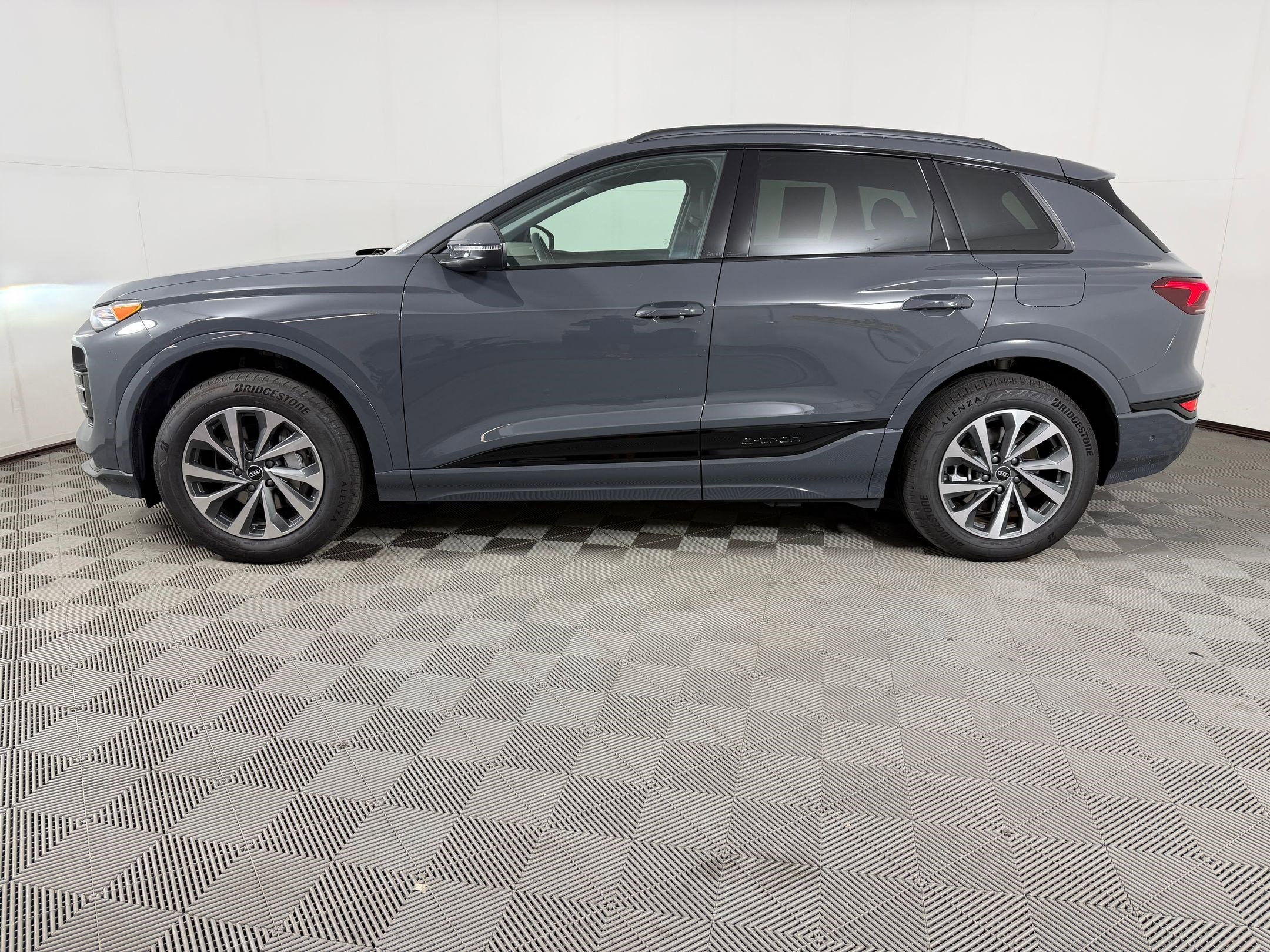 Q6 E-tron Premium SUV