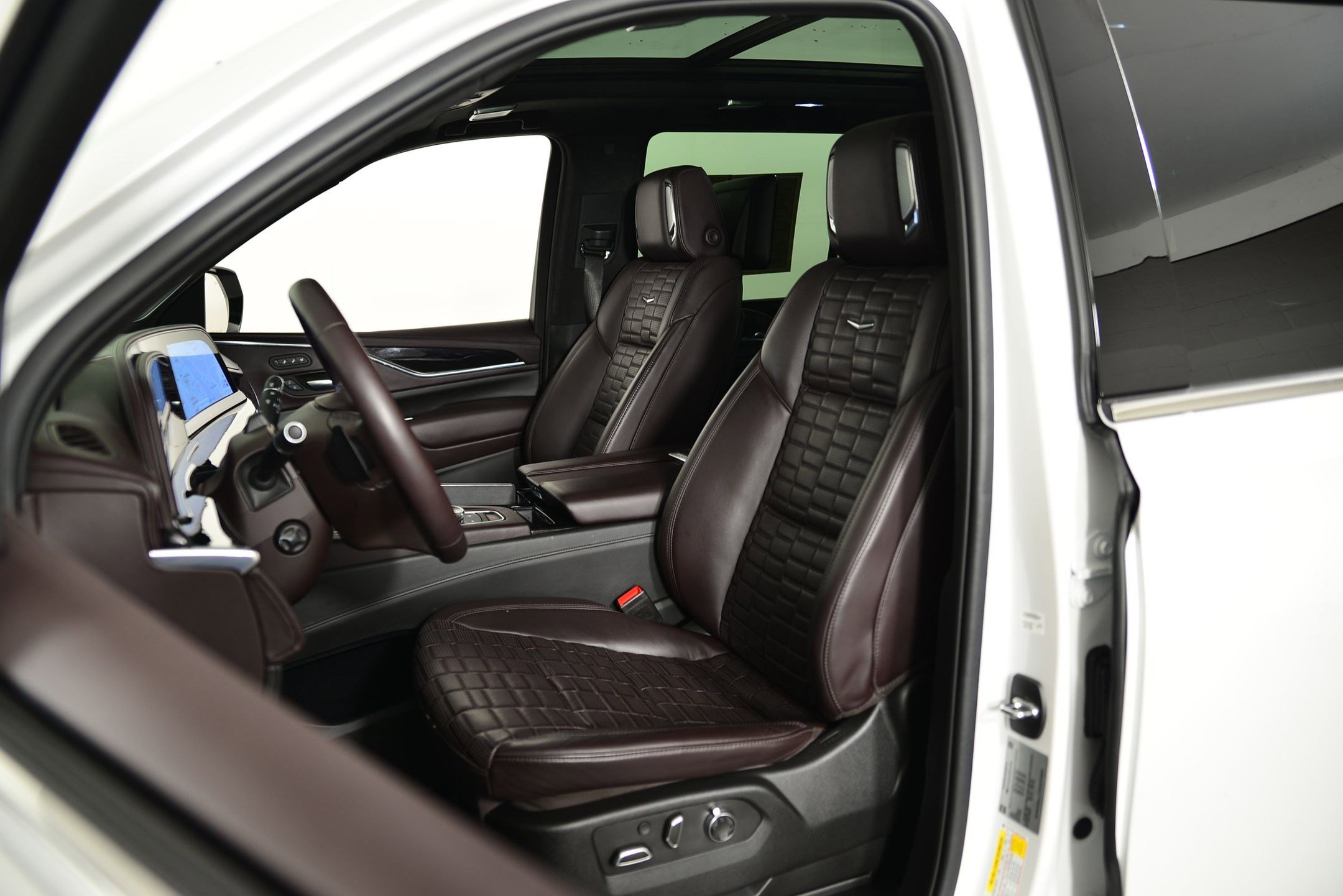2022 Cadillac Escalade Premium Luxury Platinum photo 4