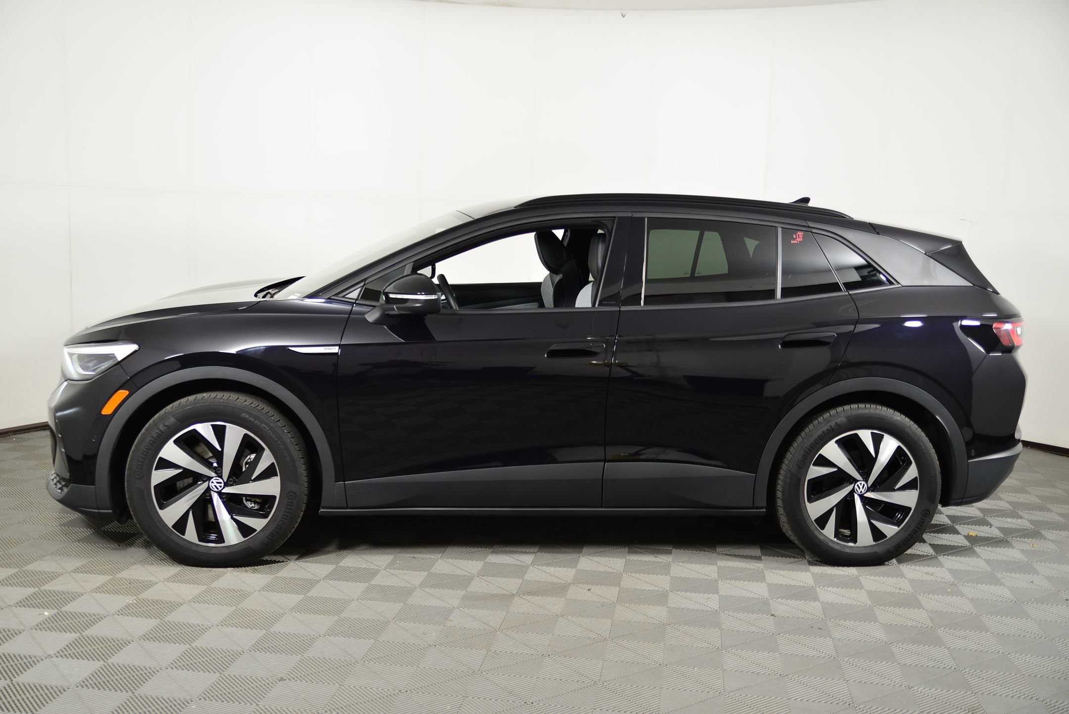 Used 2023 Volkswagen ID.4 PRO with VIN 1V2CMPE83PC054182 for sale in Charlotte, NC