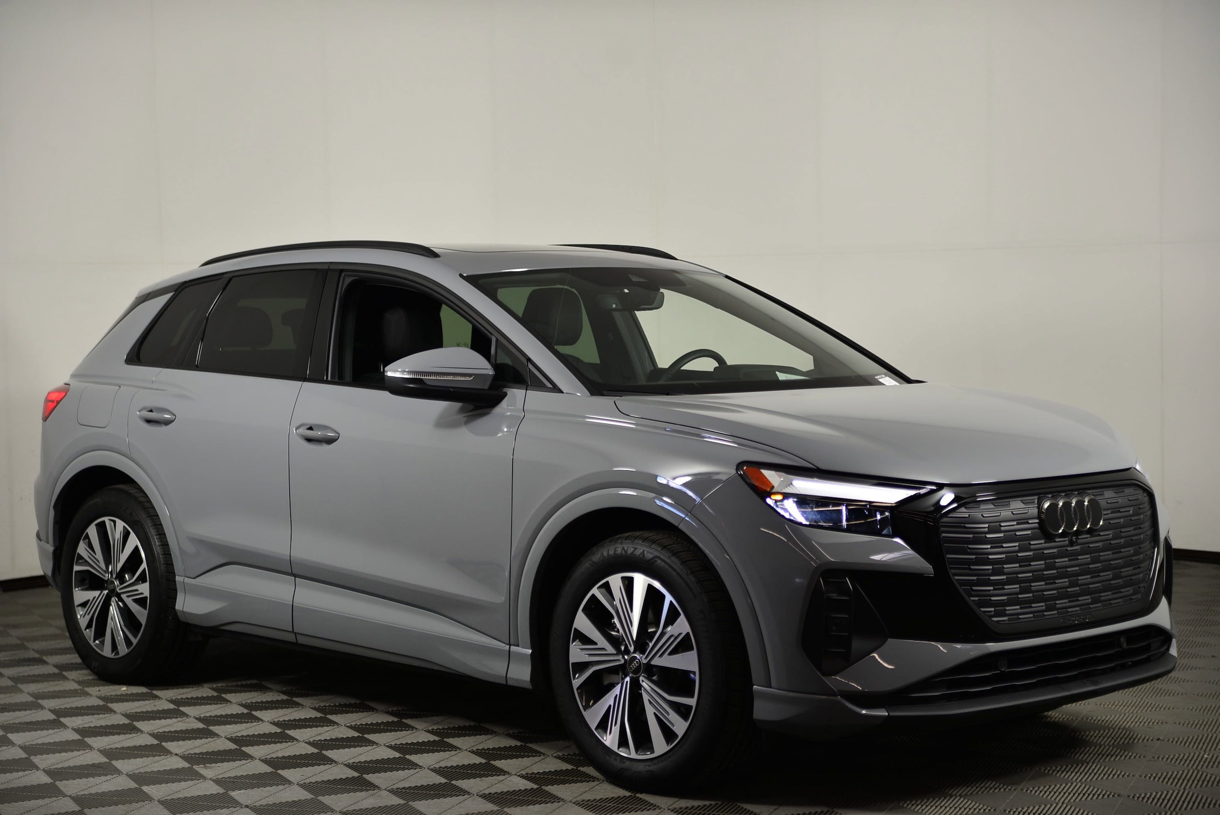Used 2025 Audi Q4 e-tron Premium with VIN WA1A5BFZ4SP017220 for sale in Rockville, MD