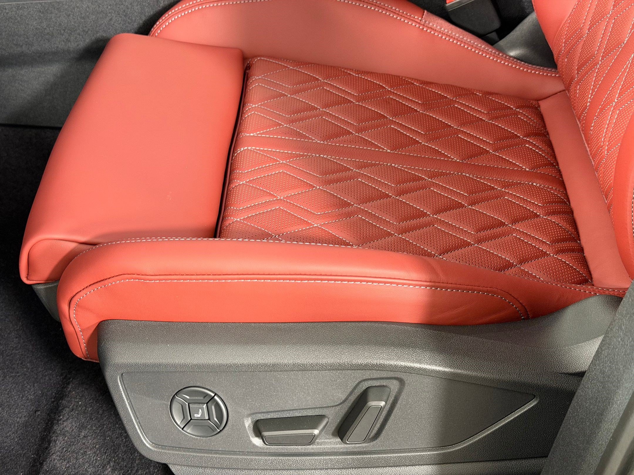 2026 Audi SQ5 Sportback Premium Plus SUV