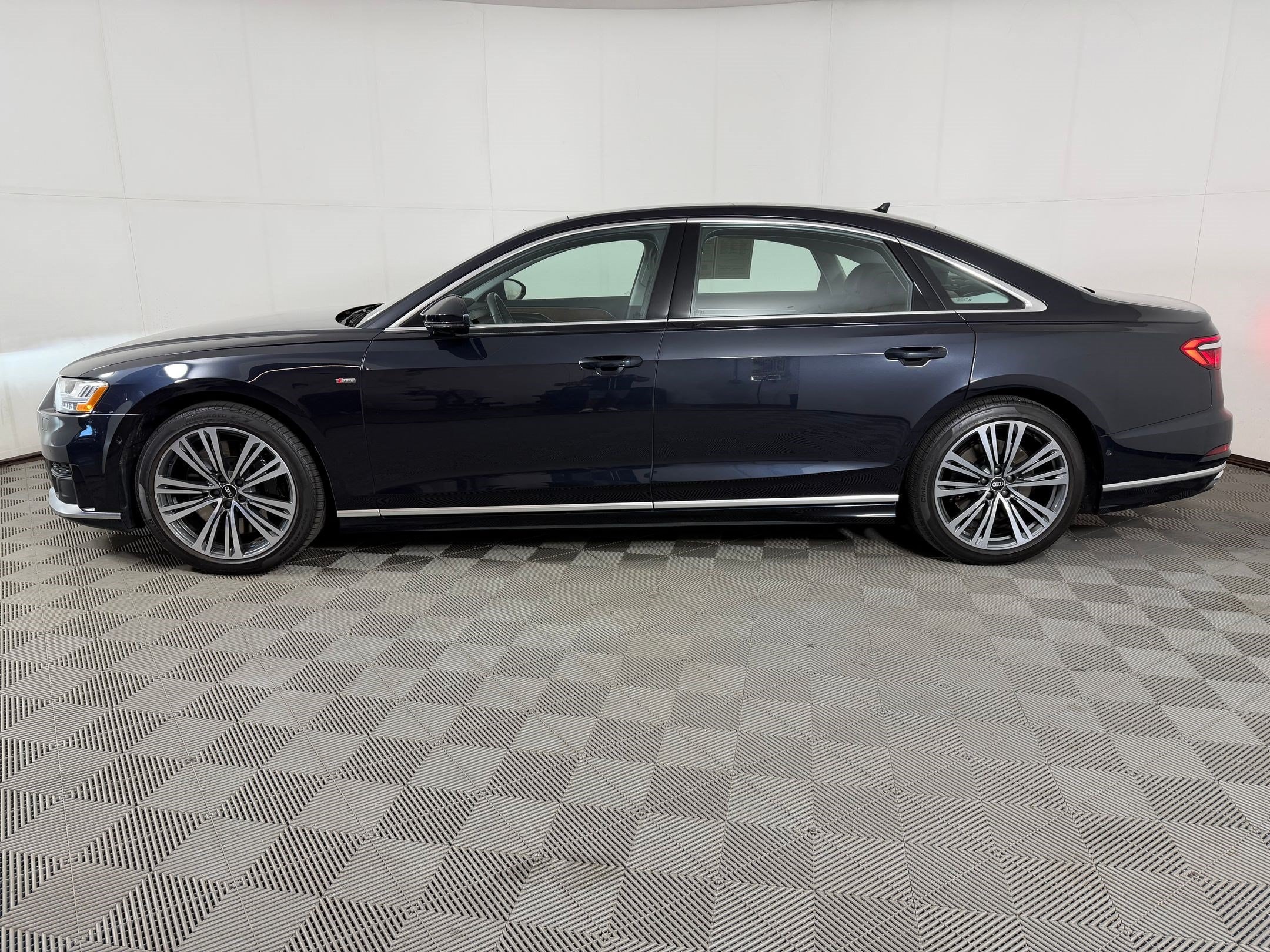 A8 L 60 TFSI Quattro Sedan