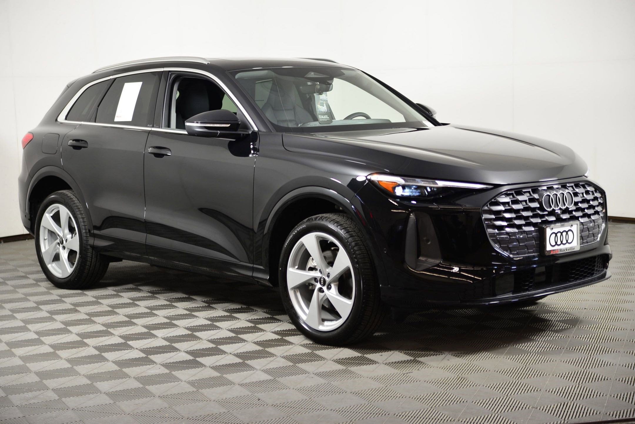 2025 Audi Q5 Premium Plus - Photo 6