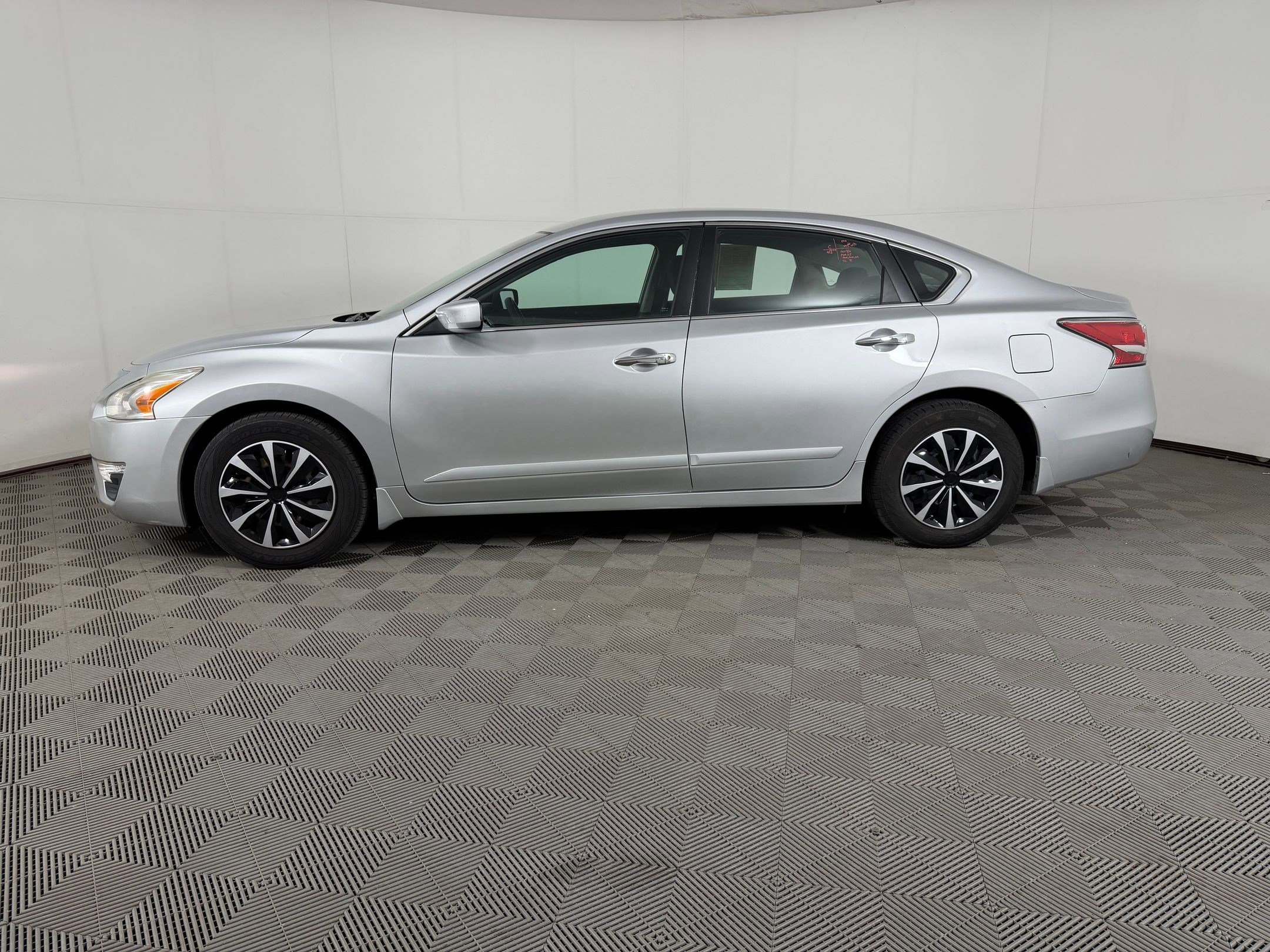 Used 2015 Nissan Altima S with VIN 1N4AL3AP0FC417799 for sale in Rockville, MD