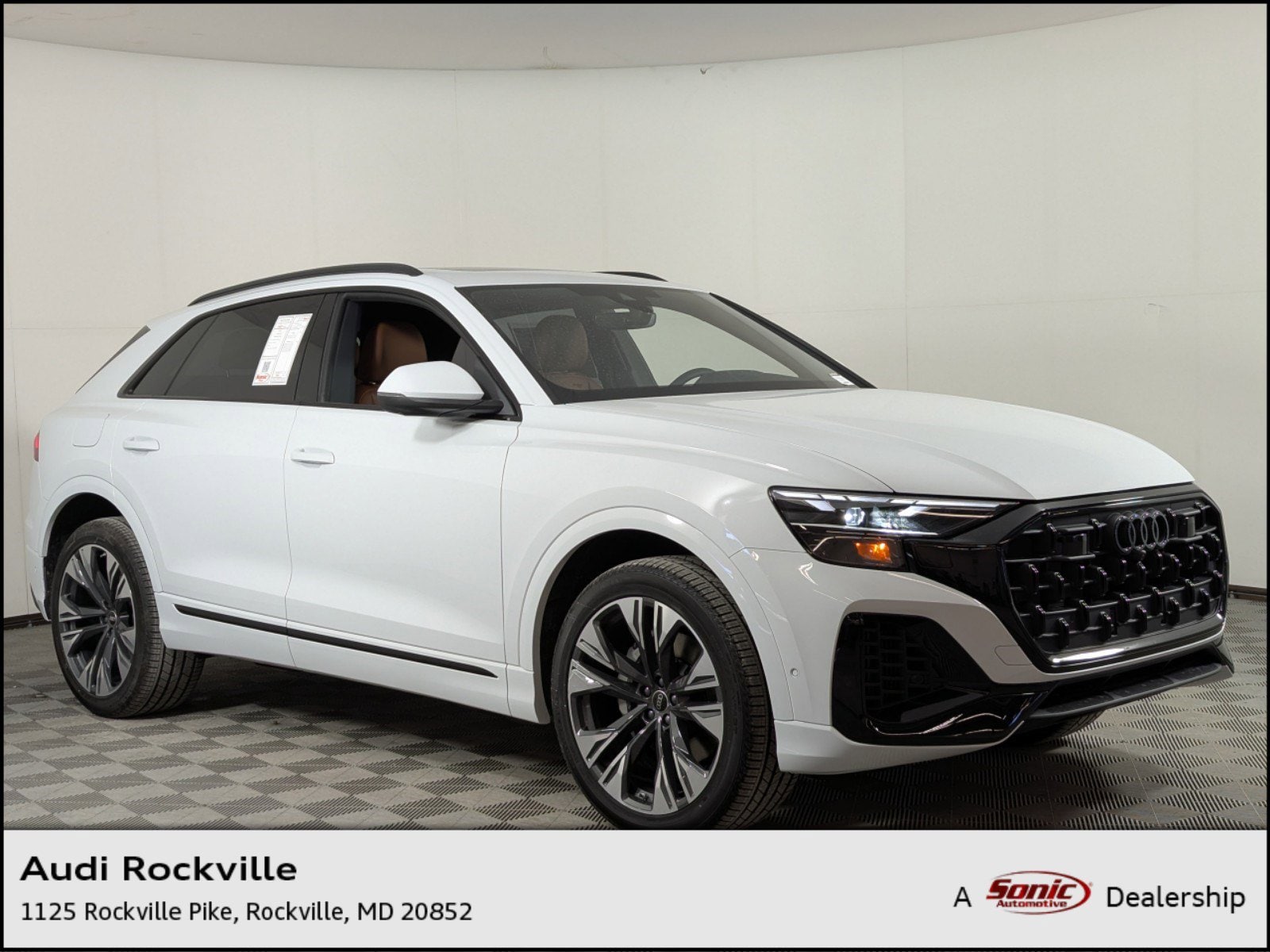 2025 Audi Q8
