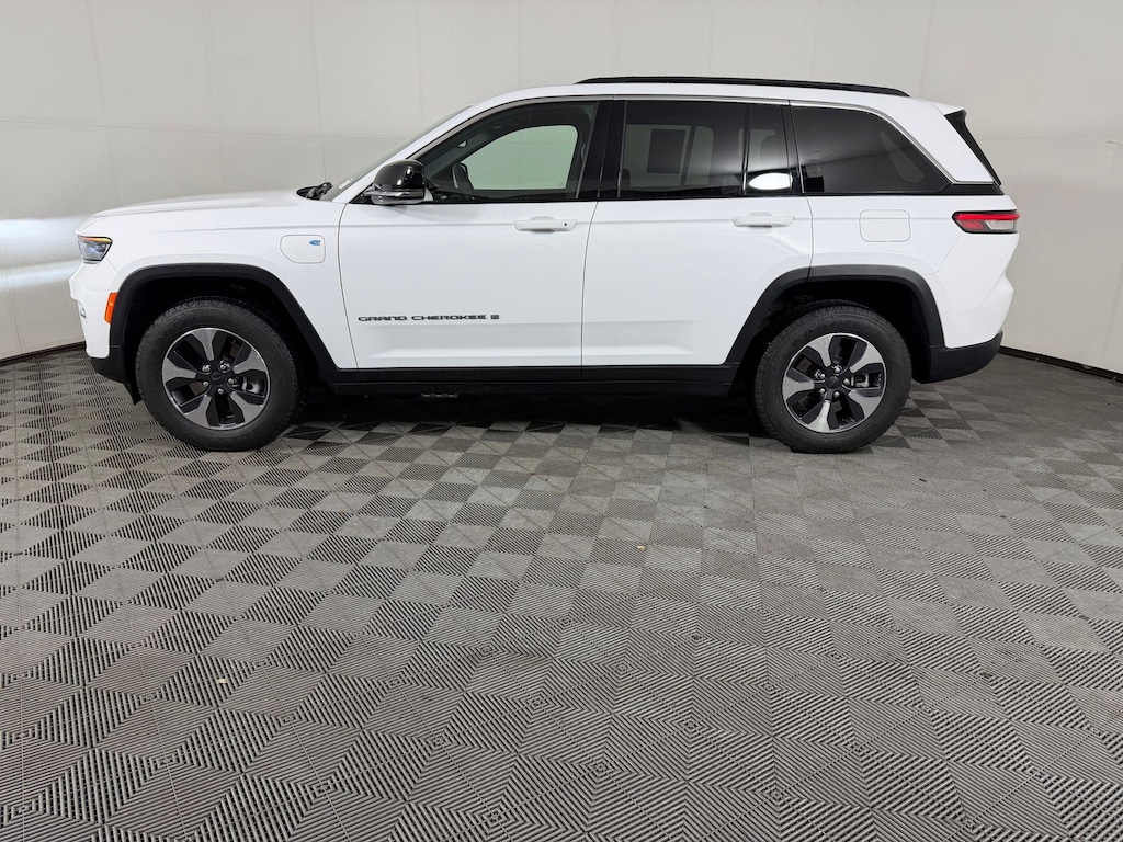 Used 2024 Jeep Grand Cherokee 4xe 4x4 SUV