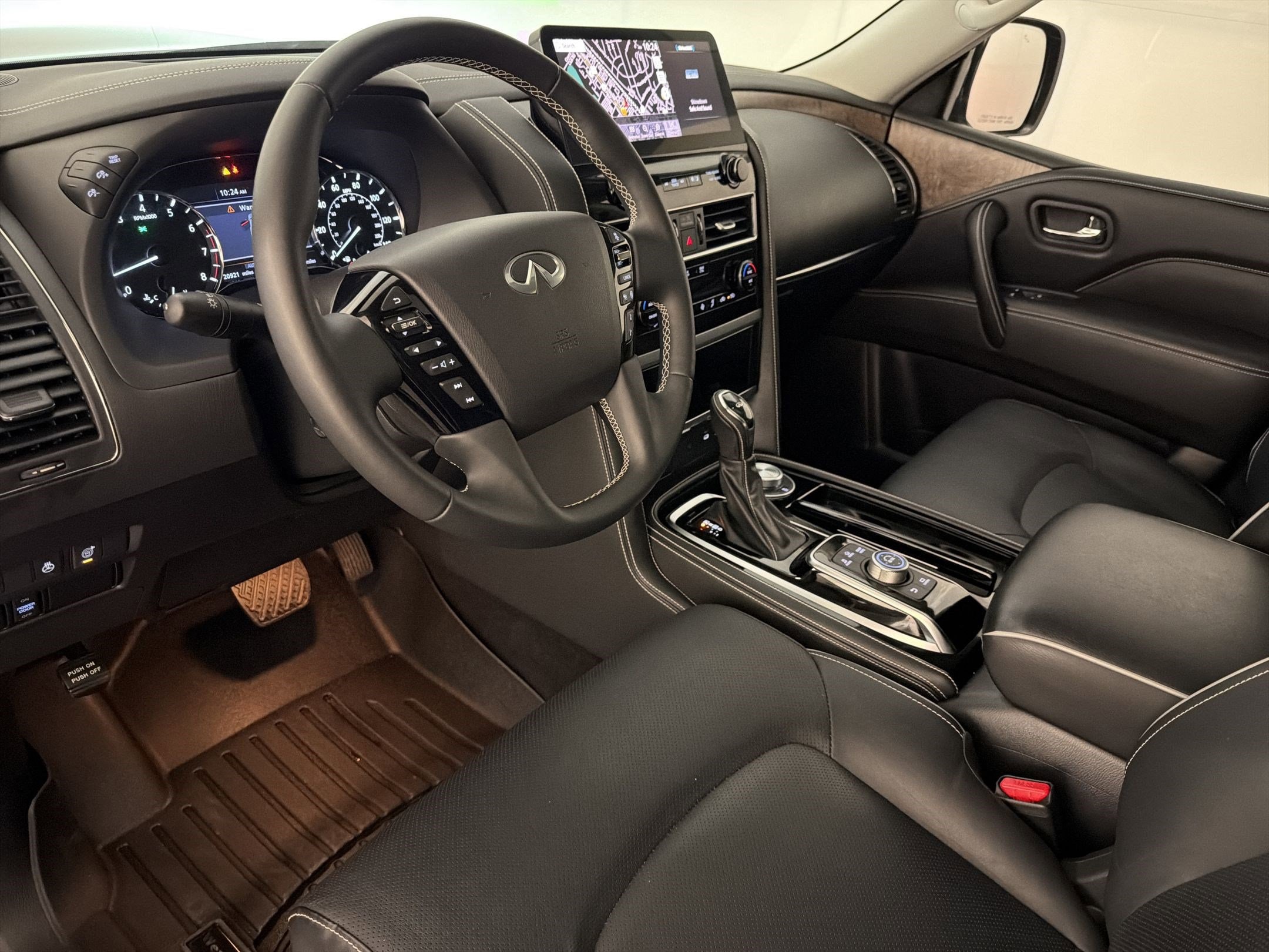 QX80 PREMIUM SELECT SUV