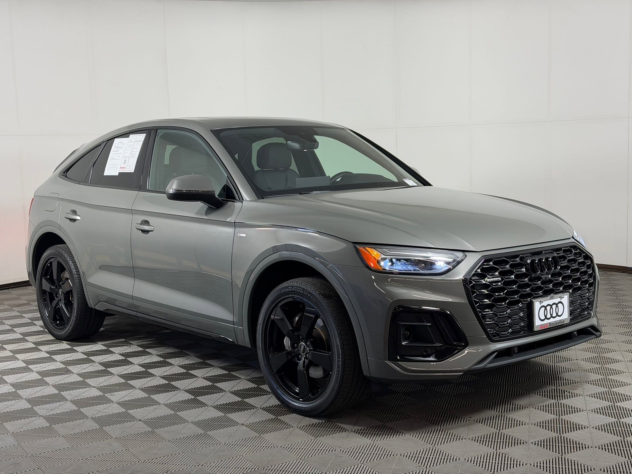 Q5 Sportback S Line Premium Plus SUV