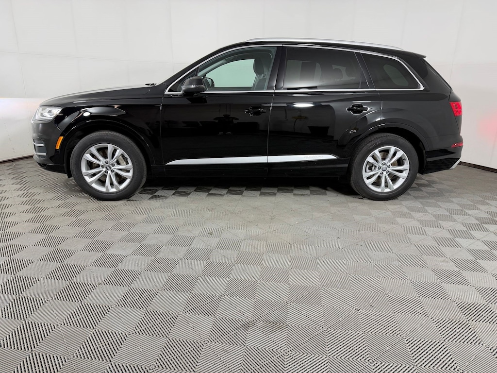 Used 2017 Audi Q7 Premium SUV