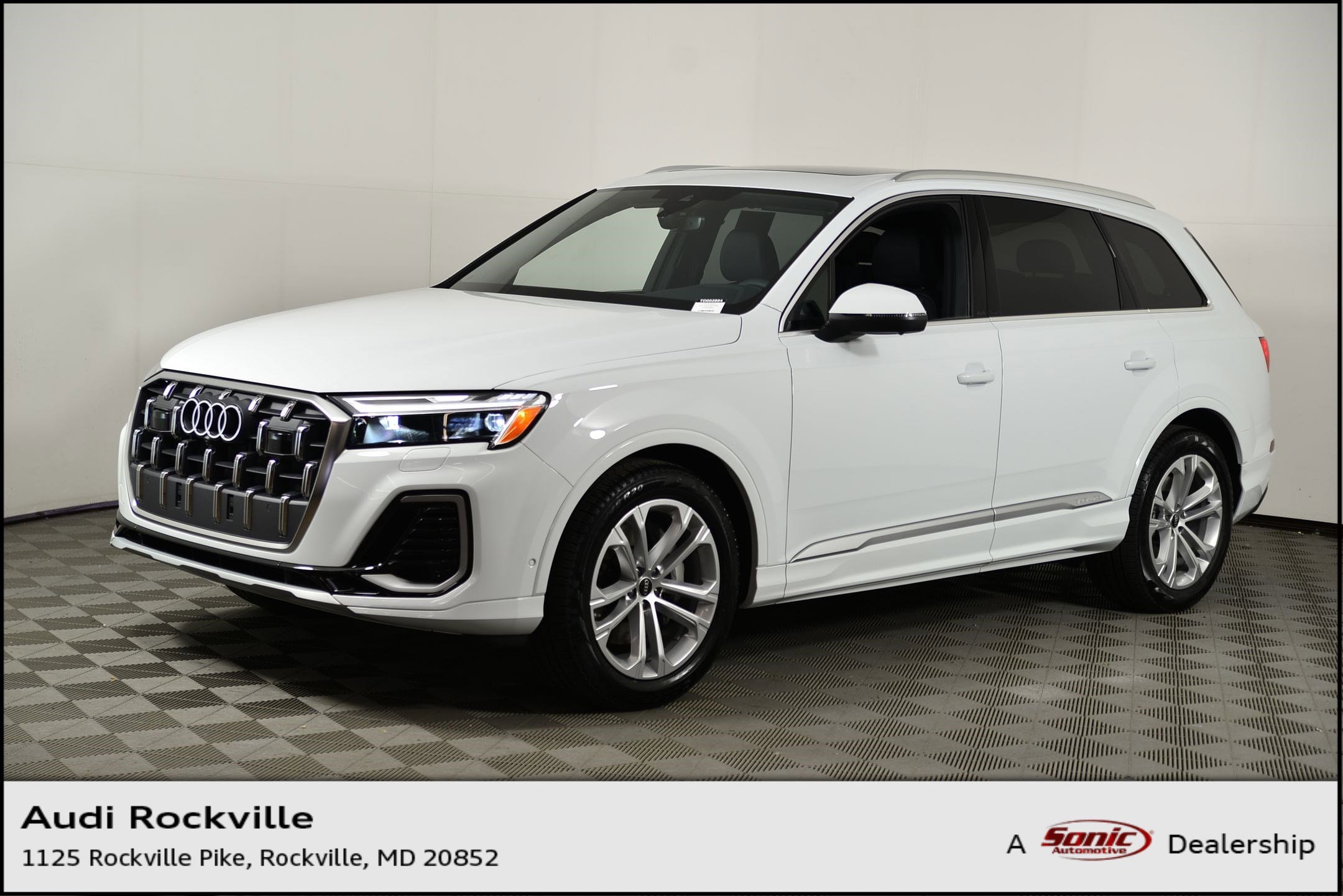 2026 Audi Q7 Premium Plus's photo