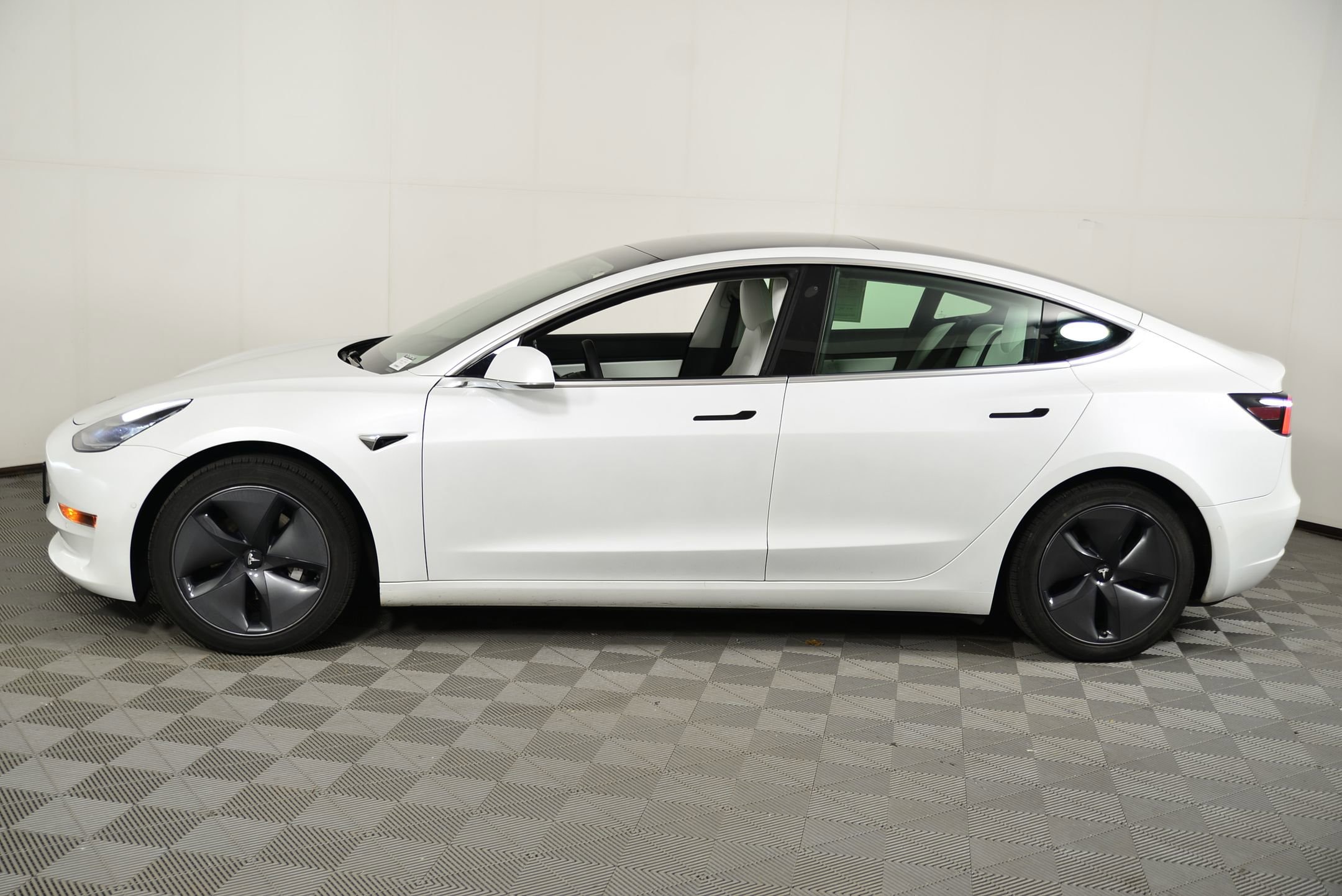 Used 2020 Tesla Model 3 Base with VIN 5YJ3E1EA4LF797753 for sale in Rockville, MD