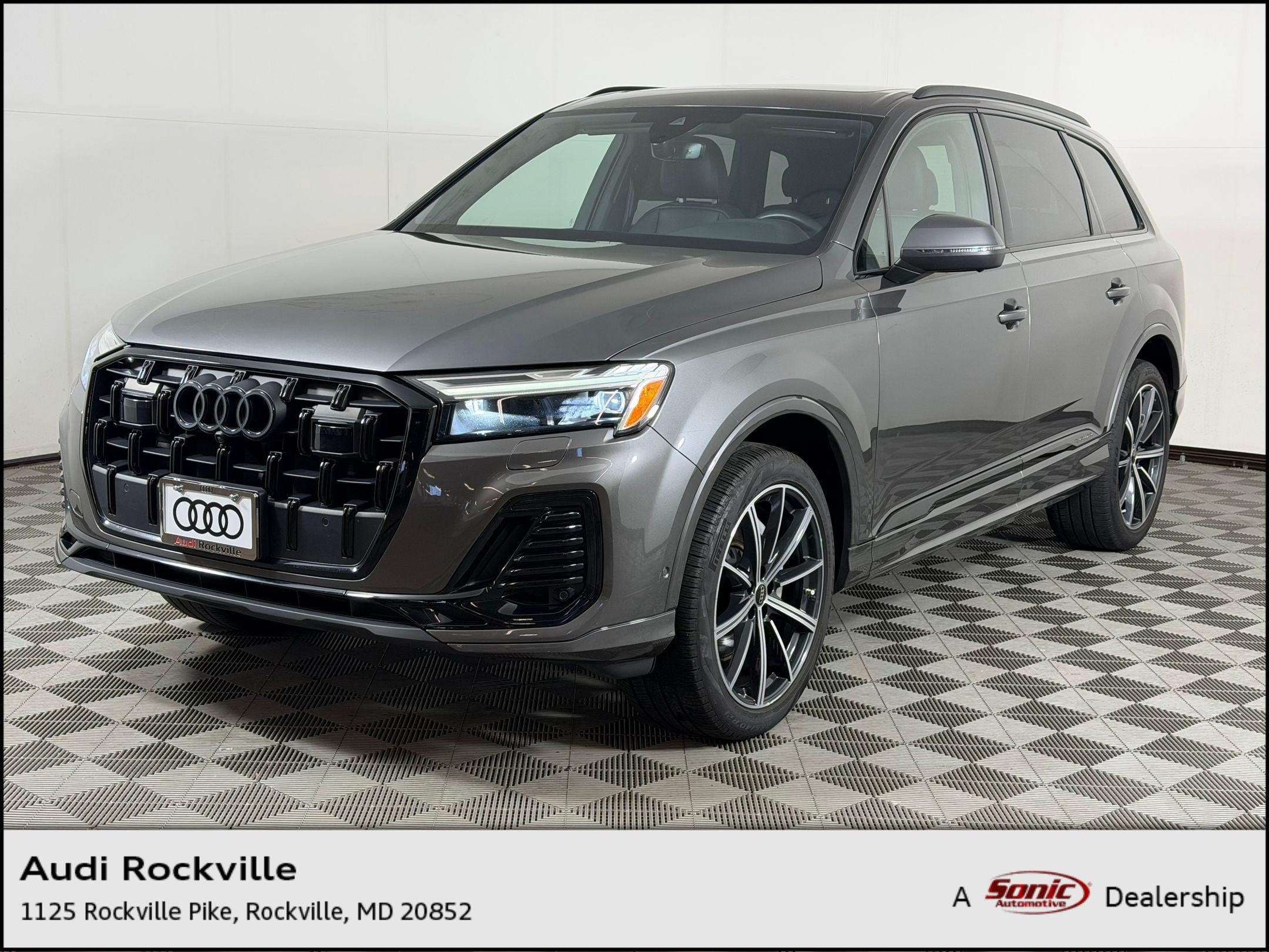 2025 Audi Q7 Premium Plus