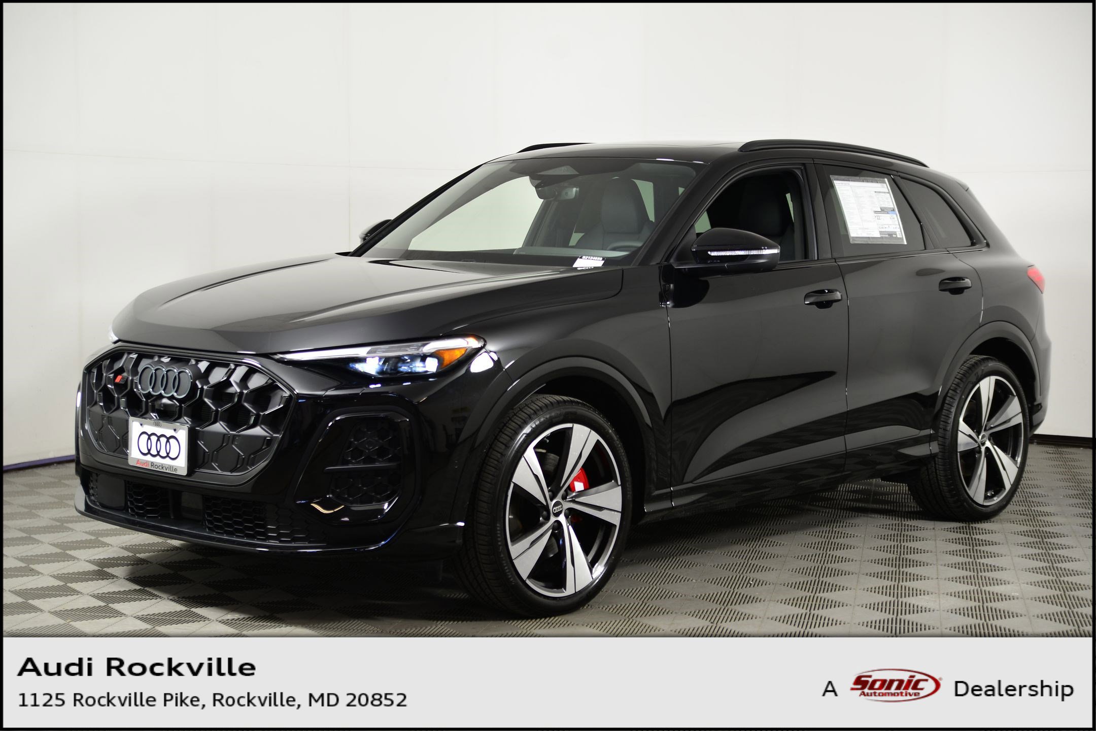 2025 Audi New SQ5 Premium Plus's photo