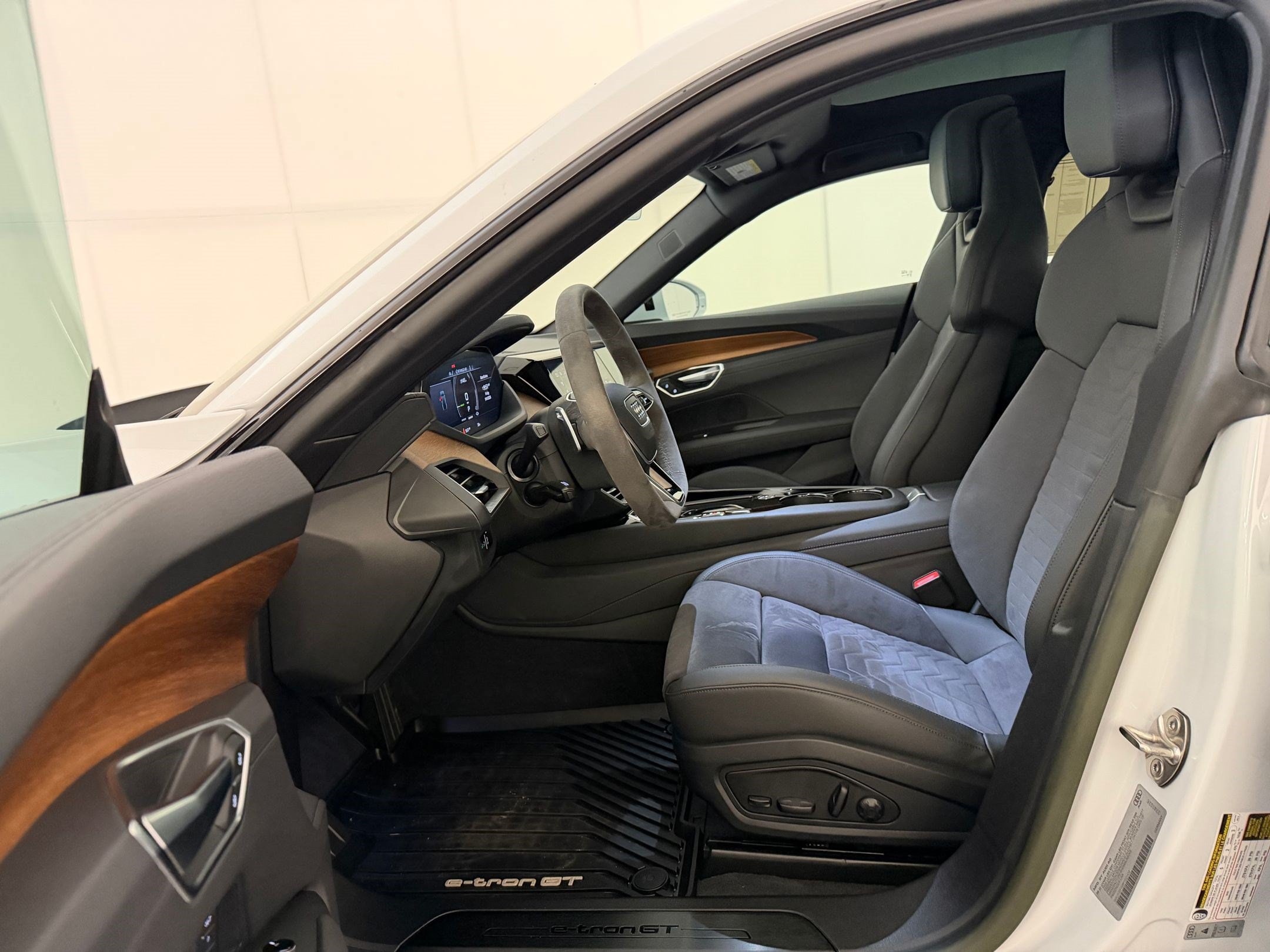 2023 Audi E-tron GT Premium Plus Sedan