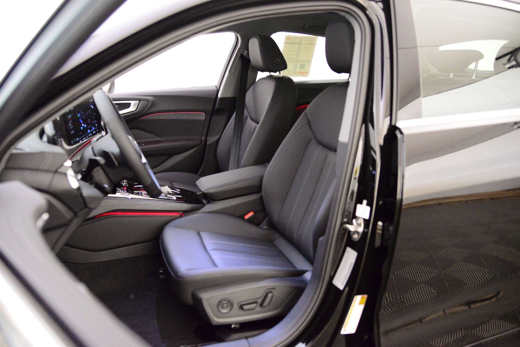 2025 Audi A5 2.0T Premium photo 4