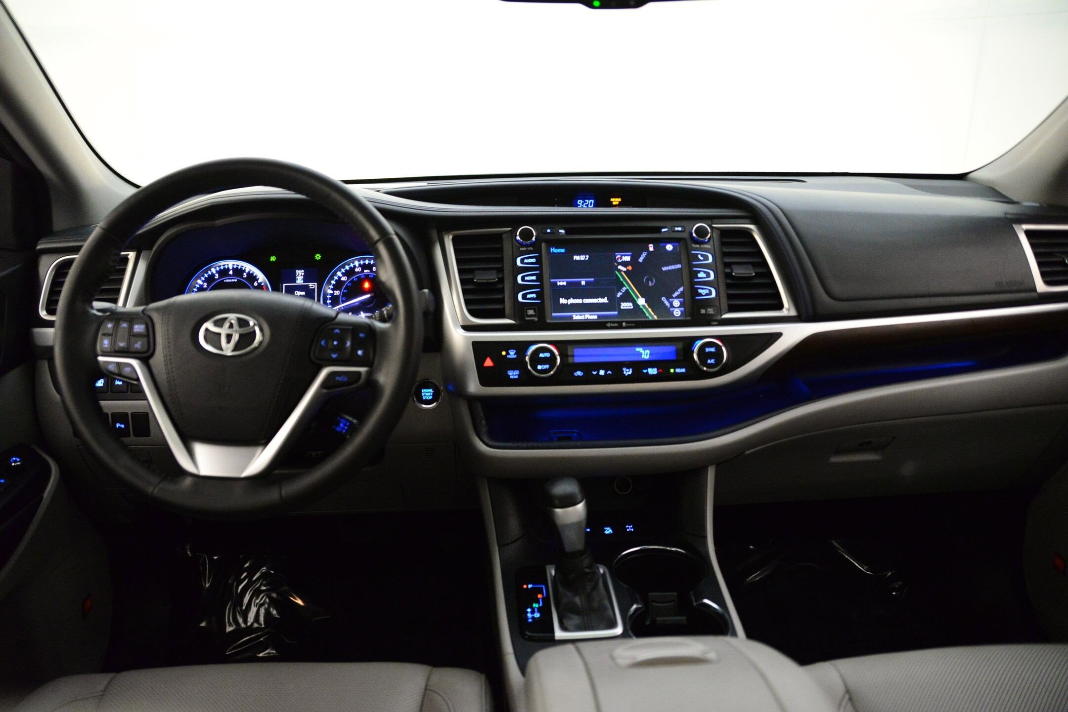 2015 Toyota Highlander Limited photo 3