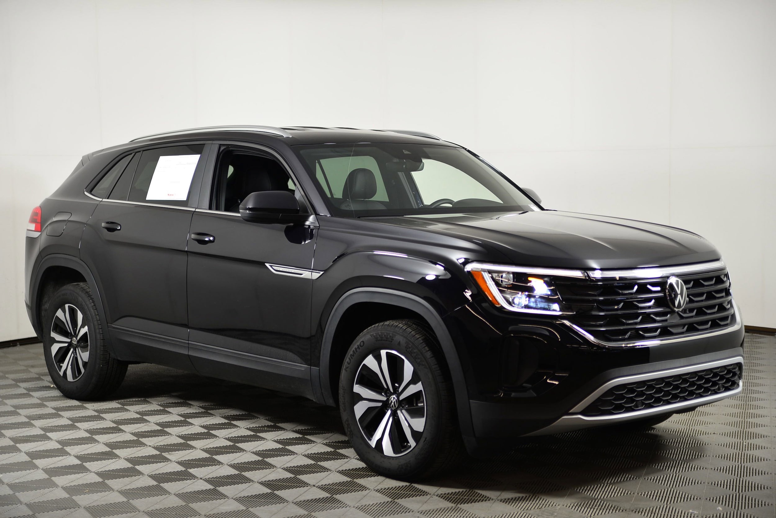 Used 2024 Volkswagen Atlas Cross Sport SE with VIN 1V2LE2CA7RC248660 for sale in Rockville, MD