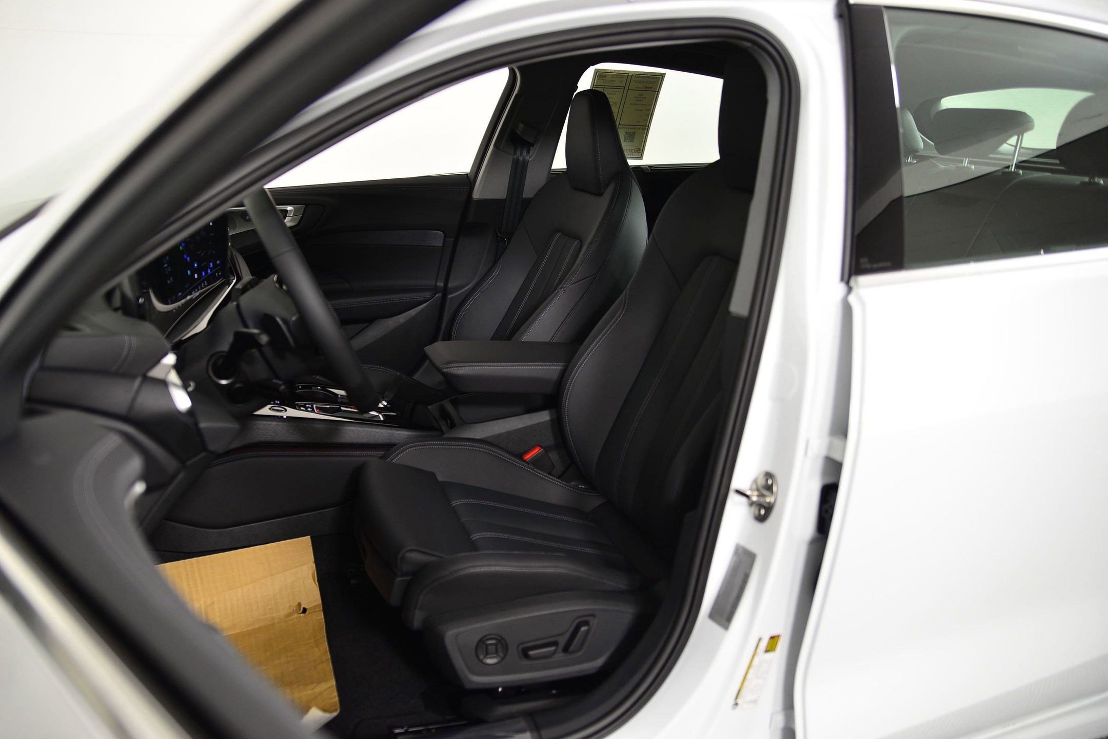 2025 Audi A5 2.0T Prestige photo 4