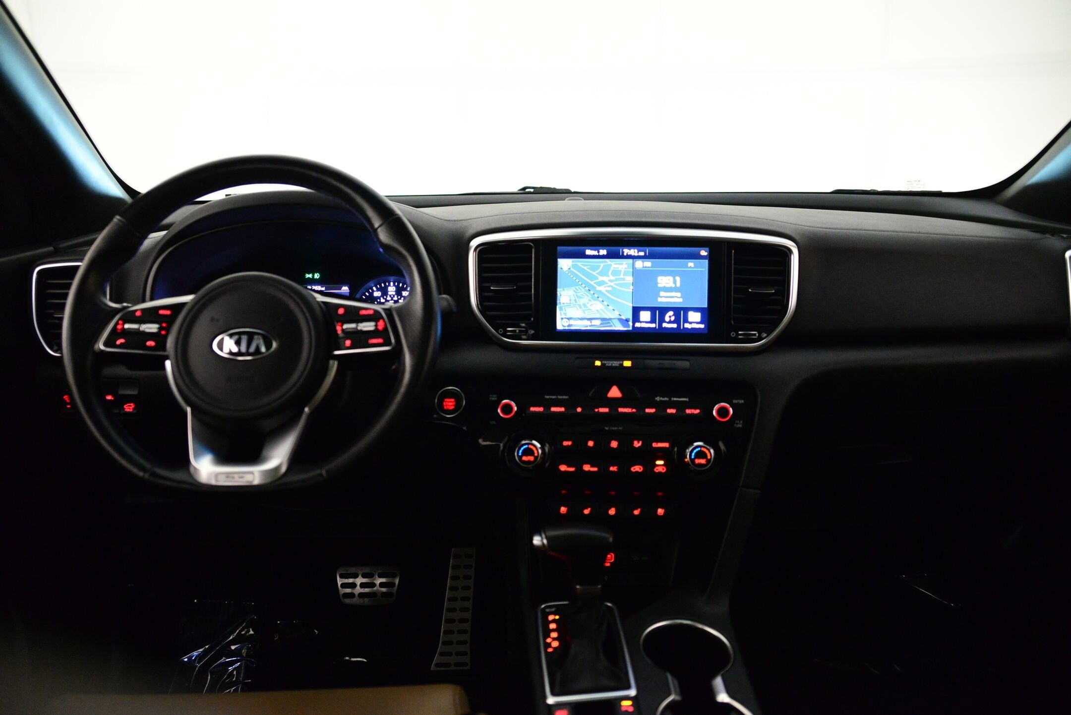 2020 Kia Sportage SX Turbo photo 3