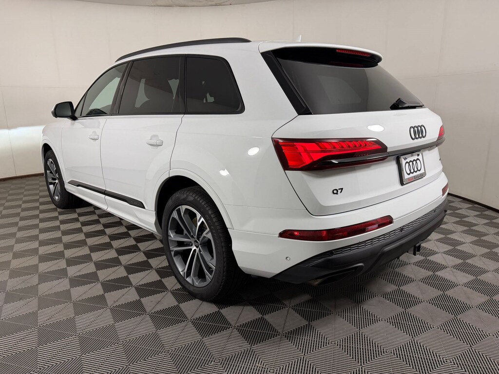 Certified 2026 Audi Q7 Premium SUV