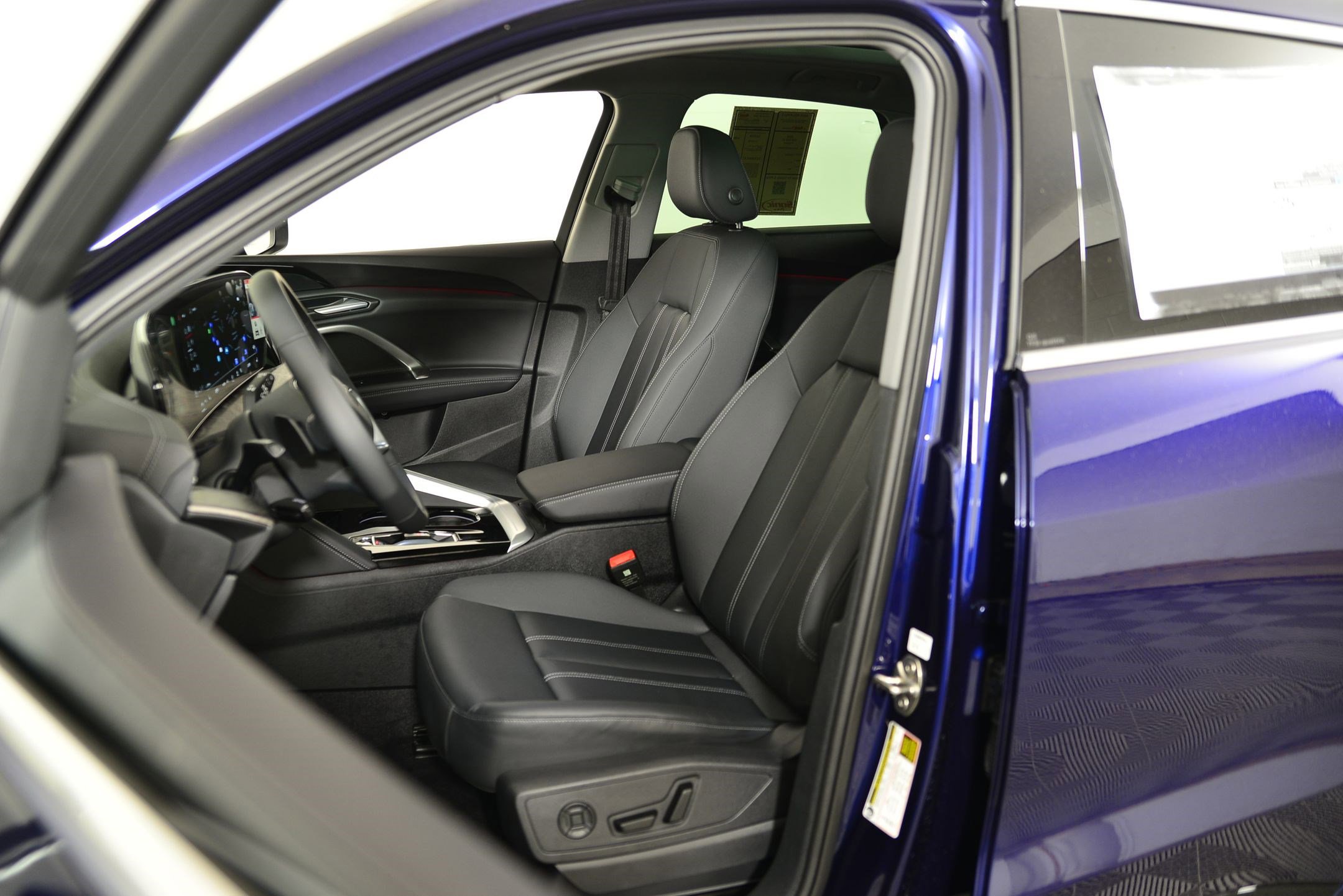 2025 Audi Q5 2.0T Premium photo 4