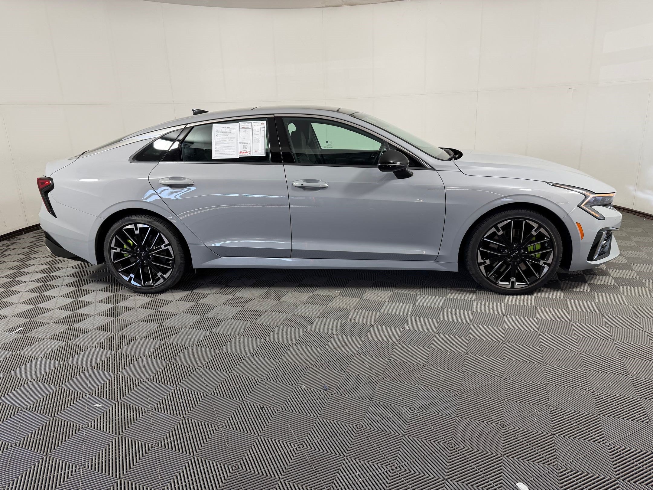 2025 Kia K5 GT Sedan