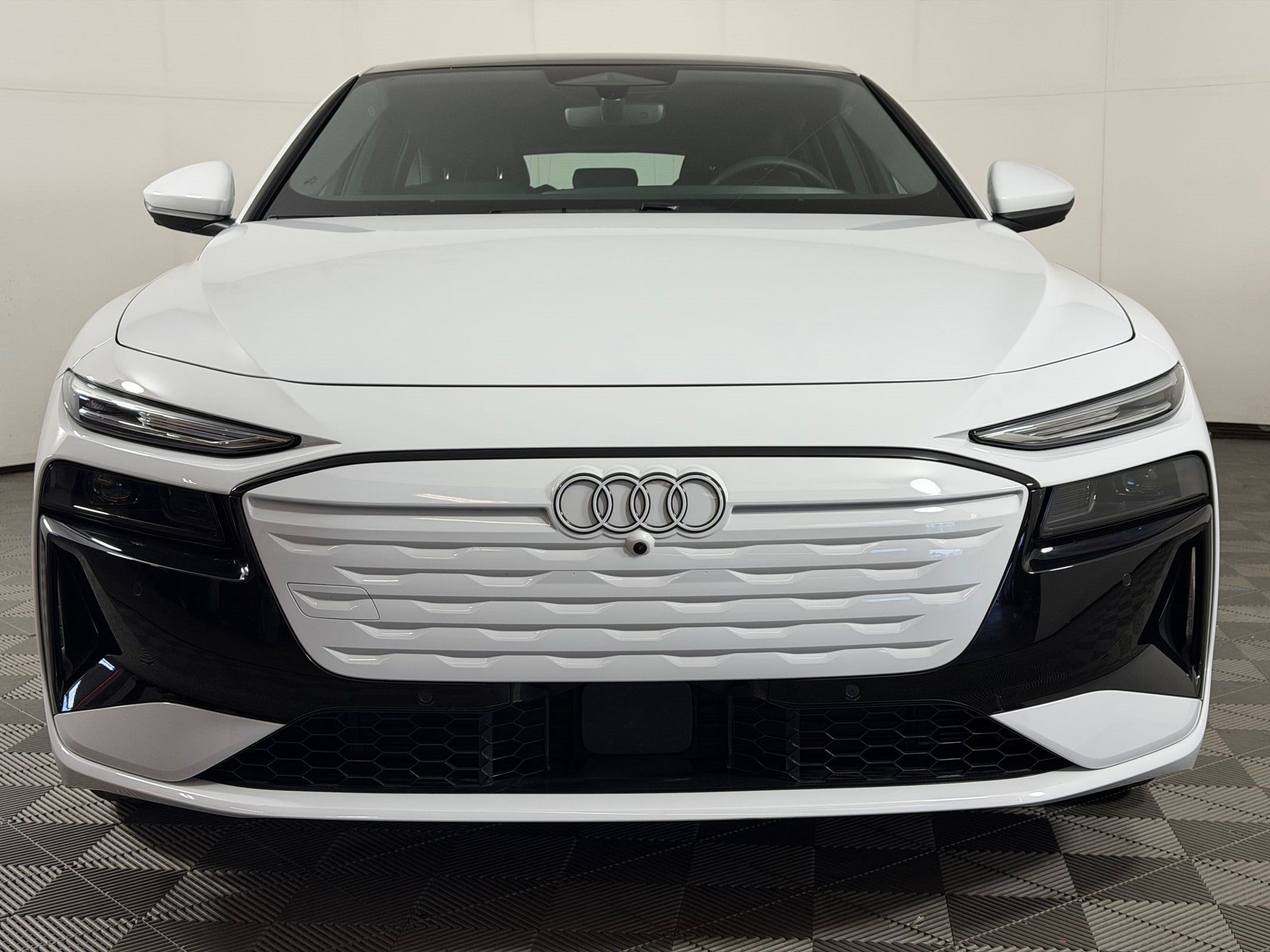 A6 Sportback E-tron Premium Sedan