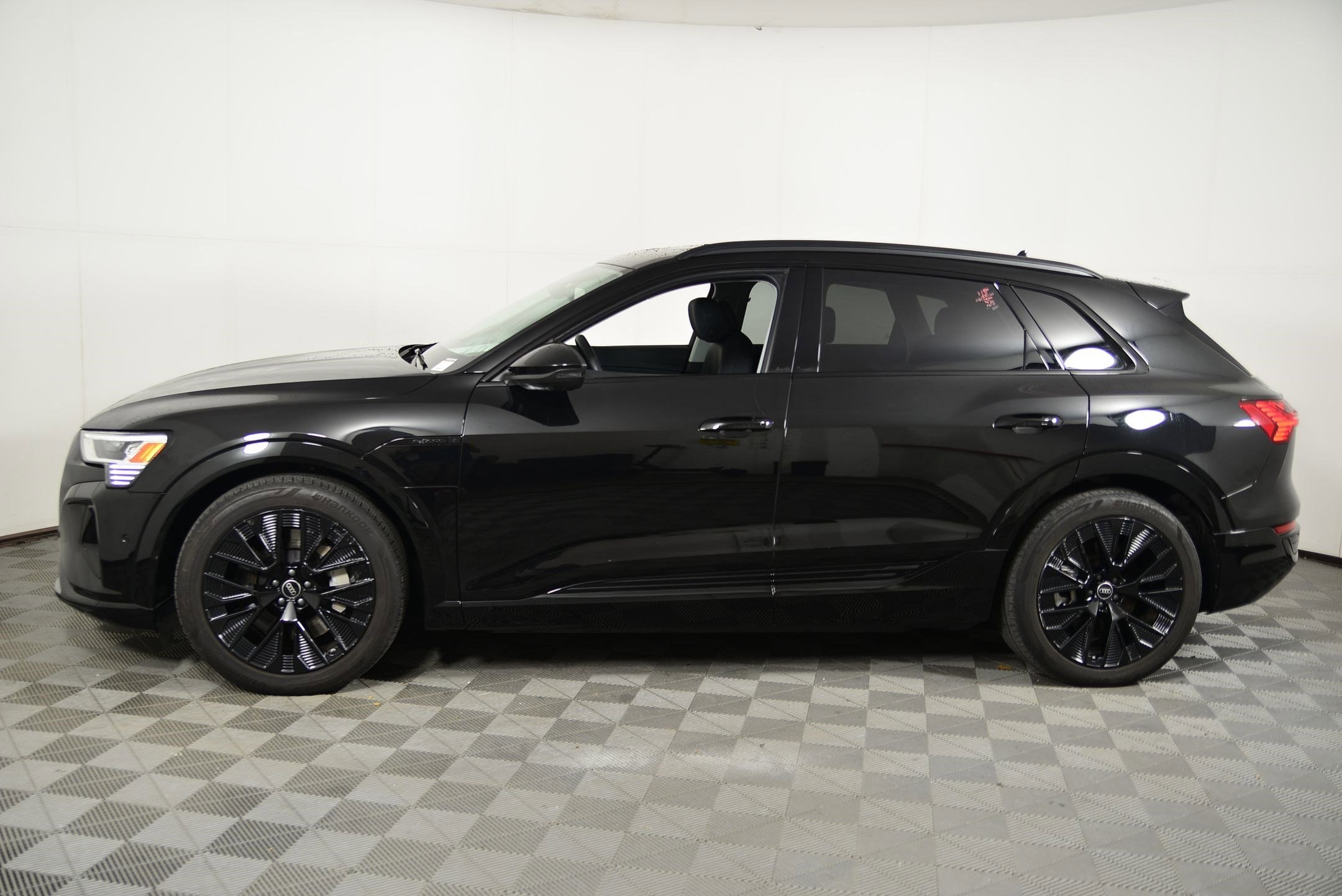 Certified 2024 Audi Q8 e-tron Premium Plus with VIN WA15AAGE5RB020184 for sale in Rockville, MD