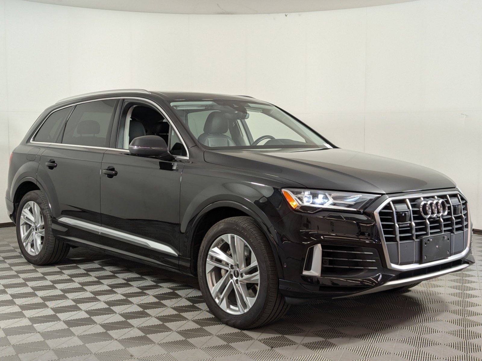 Certified 2022 Audi Q7 Premium Plus with VIN WA1LXBF73ND010606 for sale in Rockville, MD