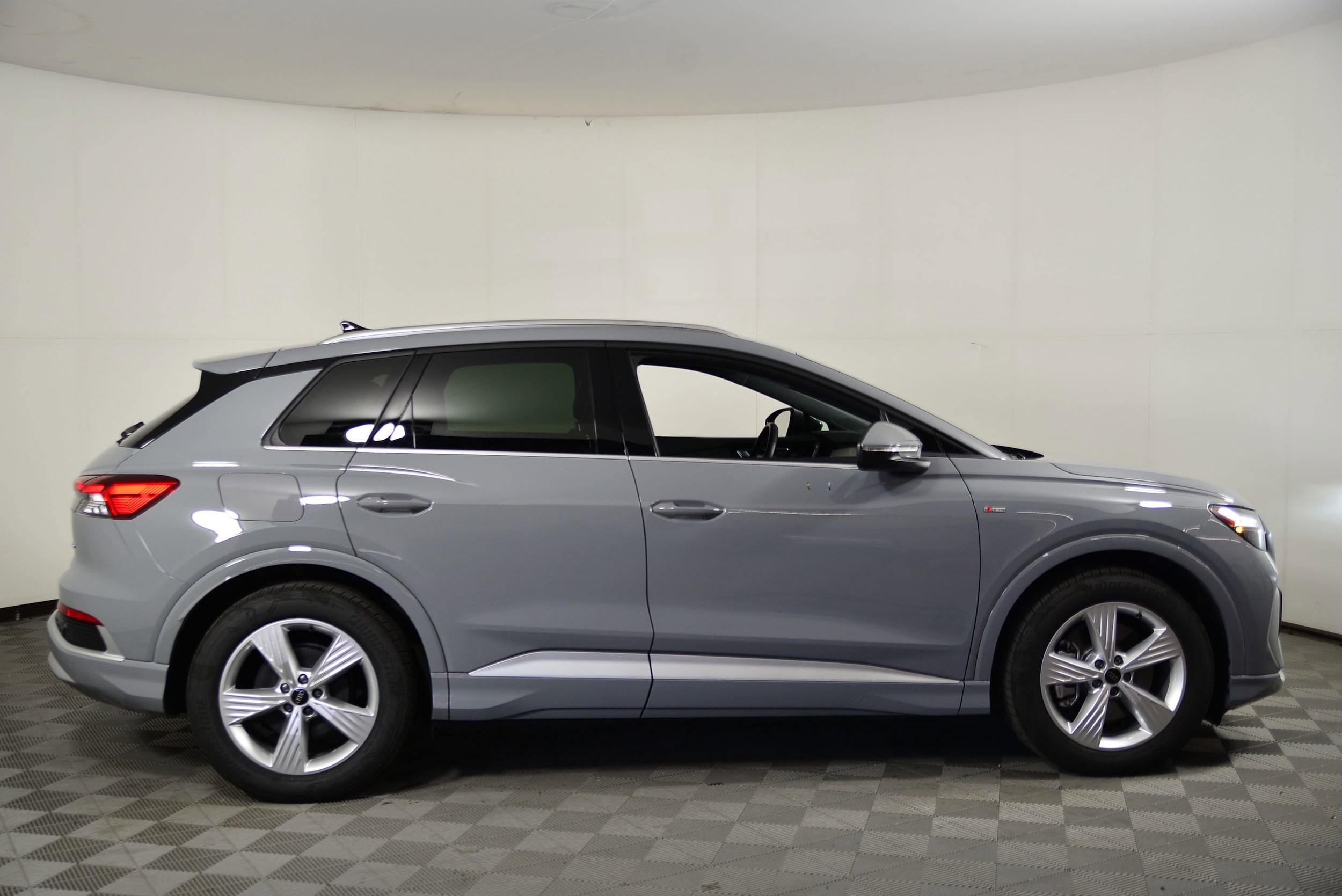 Used 2024 Audi Q4 e-tron Premium with VIN WA1KUBFZ4RP077709 for sale in Rockville, MD