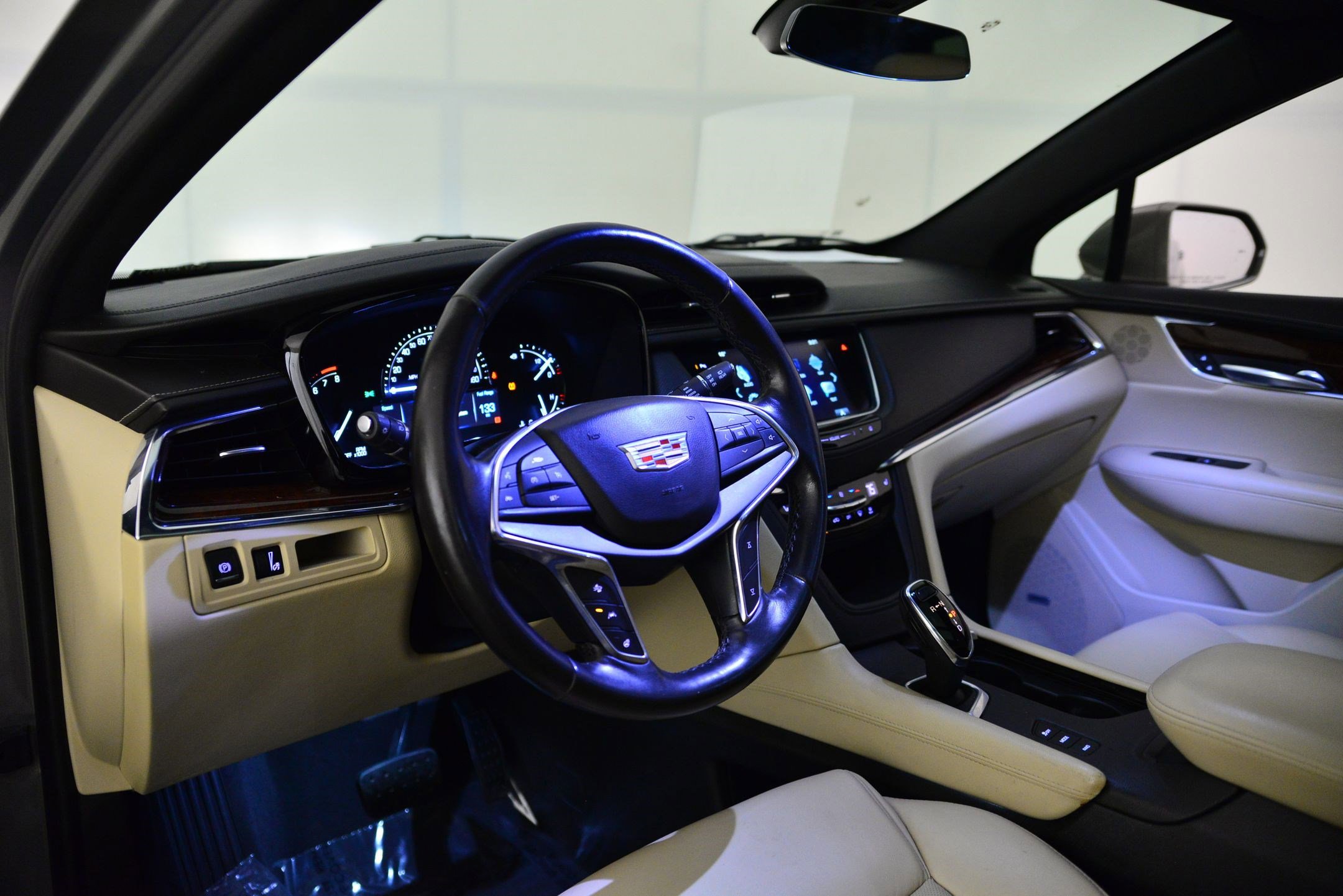 2018 Cadillac XT5 Luxury photo 3