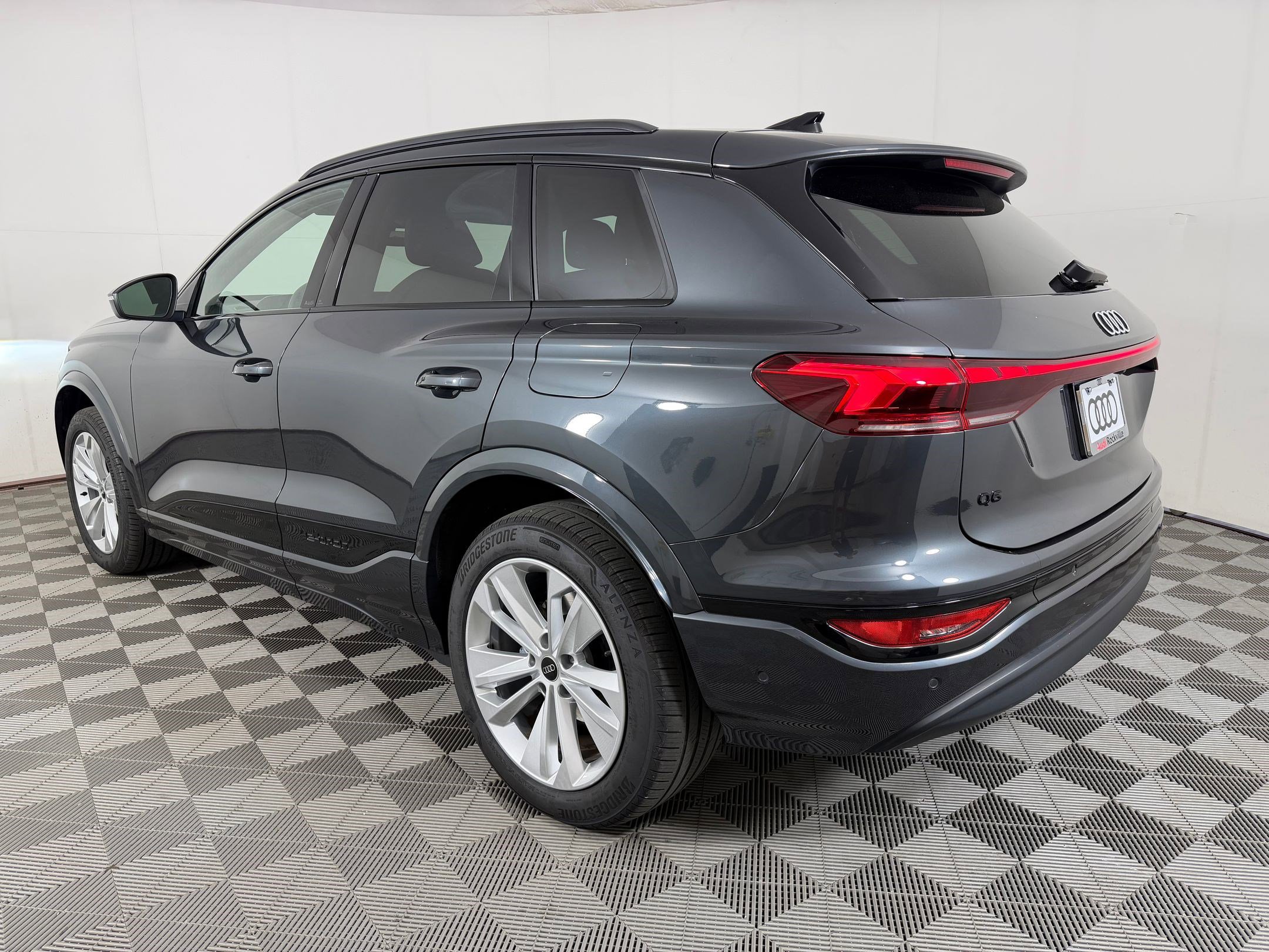 Q6 E-tron Premium SUV