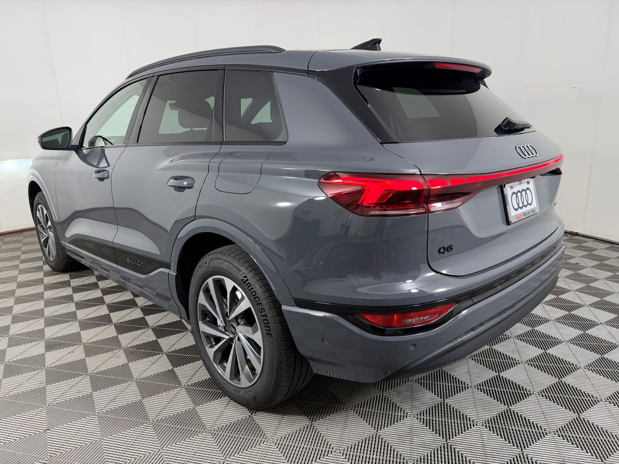 Q6 E-tron Premium SUV