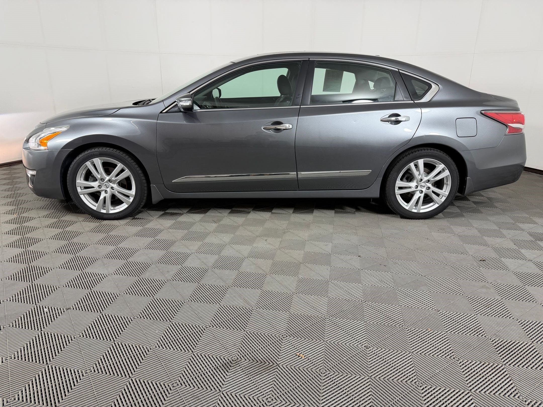 Altima 3.5 SL Sedan