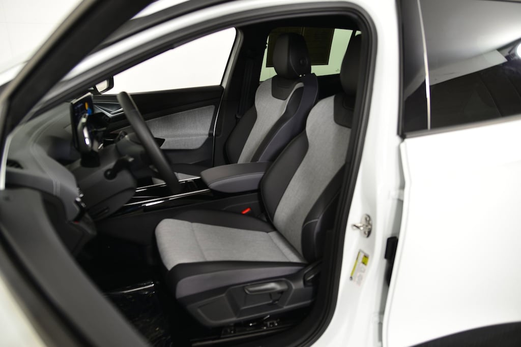 Used 2025 Volkswagen ID.4 Limited SUV