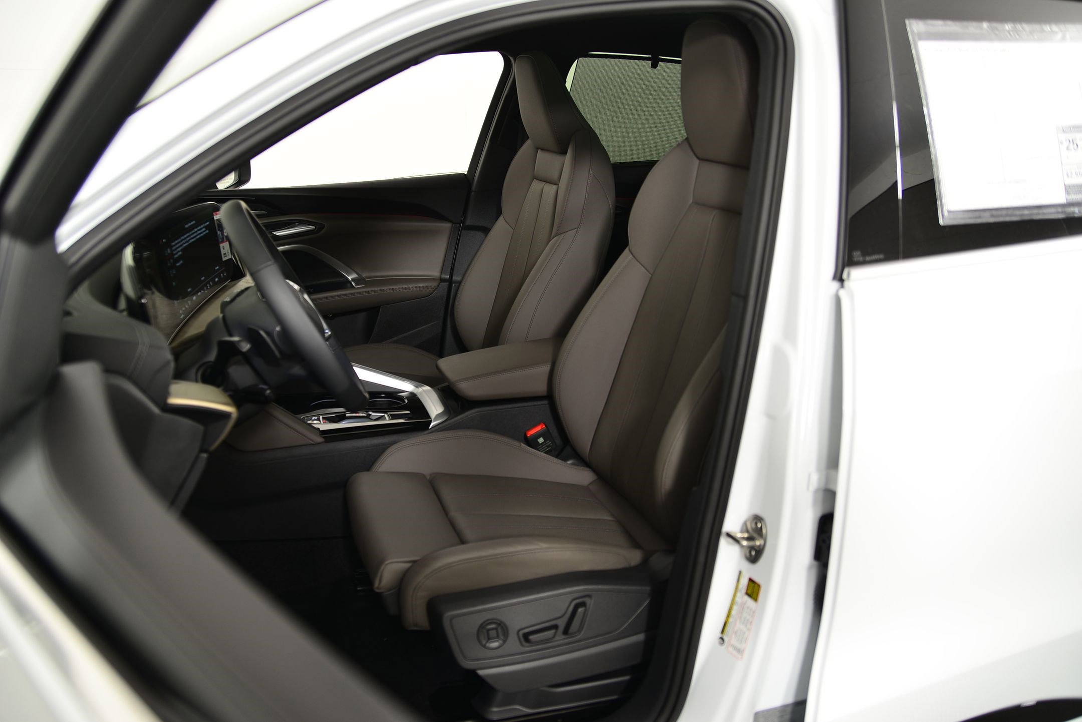 2025 Audi Q5 Premium Plus photo 4