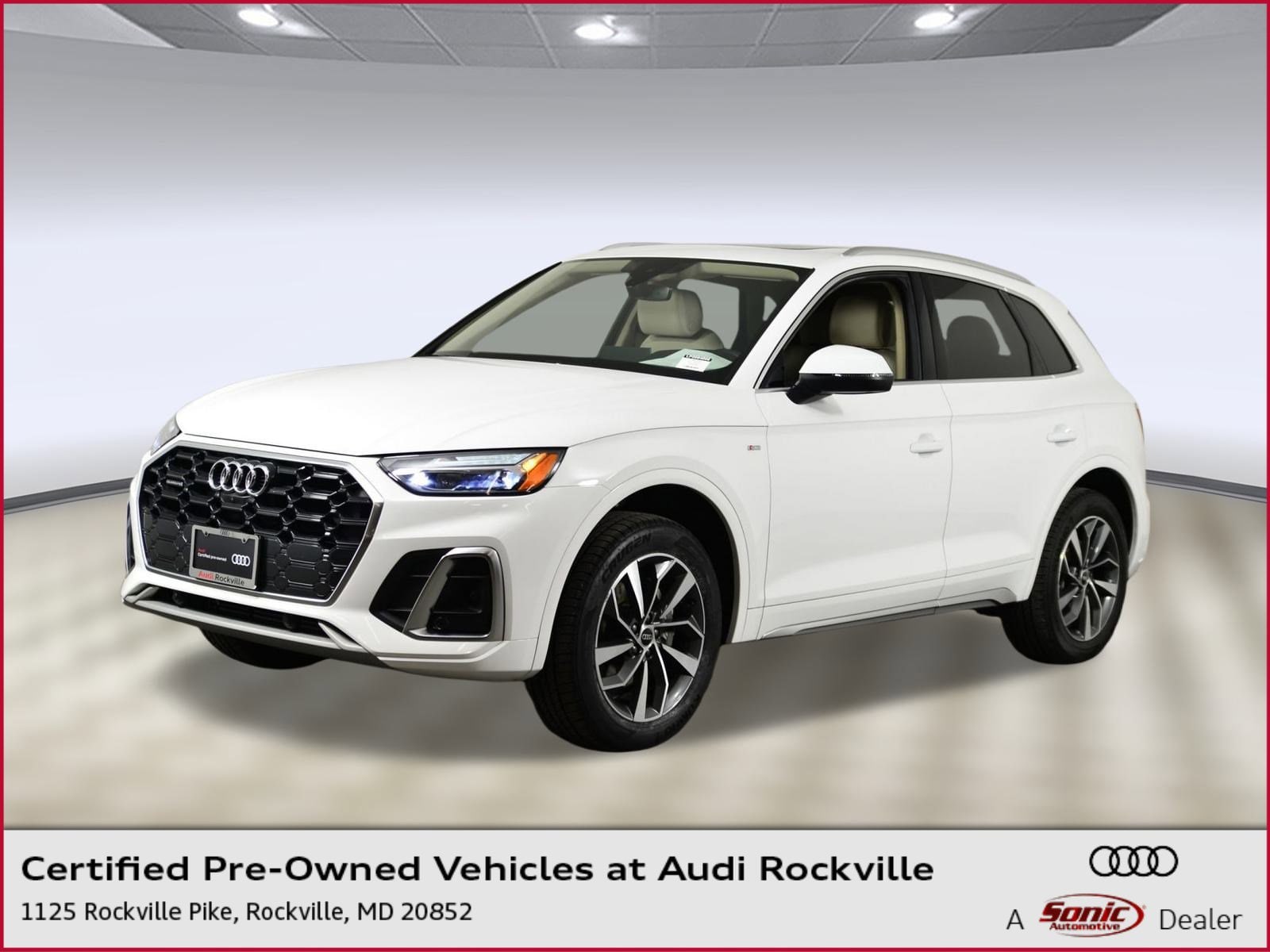 2023 Audi Q5 Premium Plus's photo