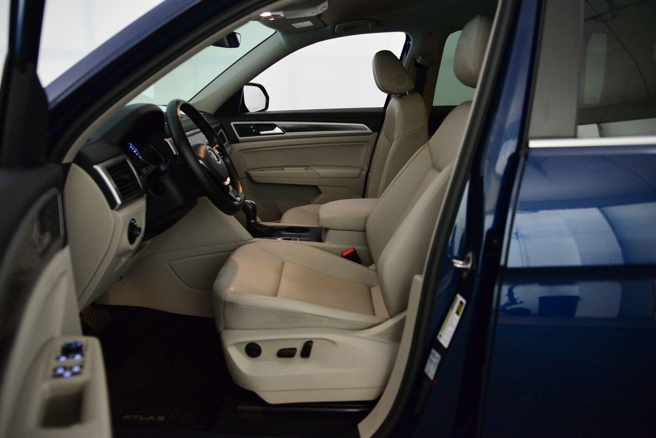 2018 Volkswagen Atlas SE Technology photo 4