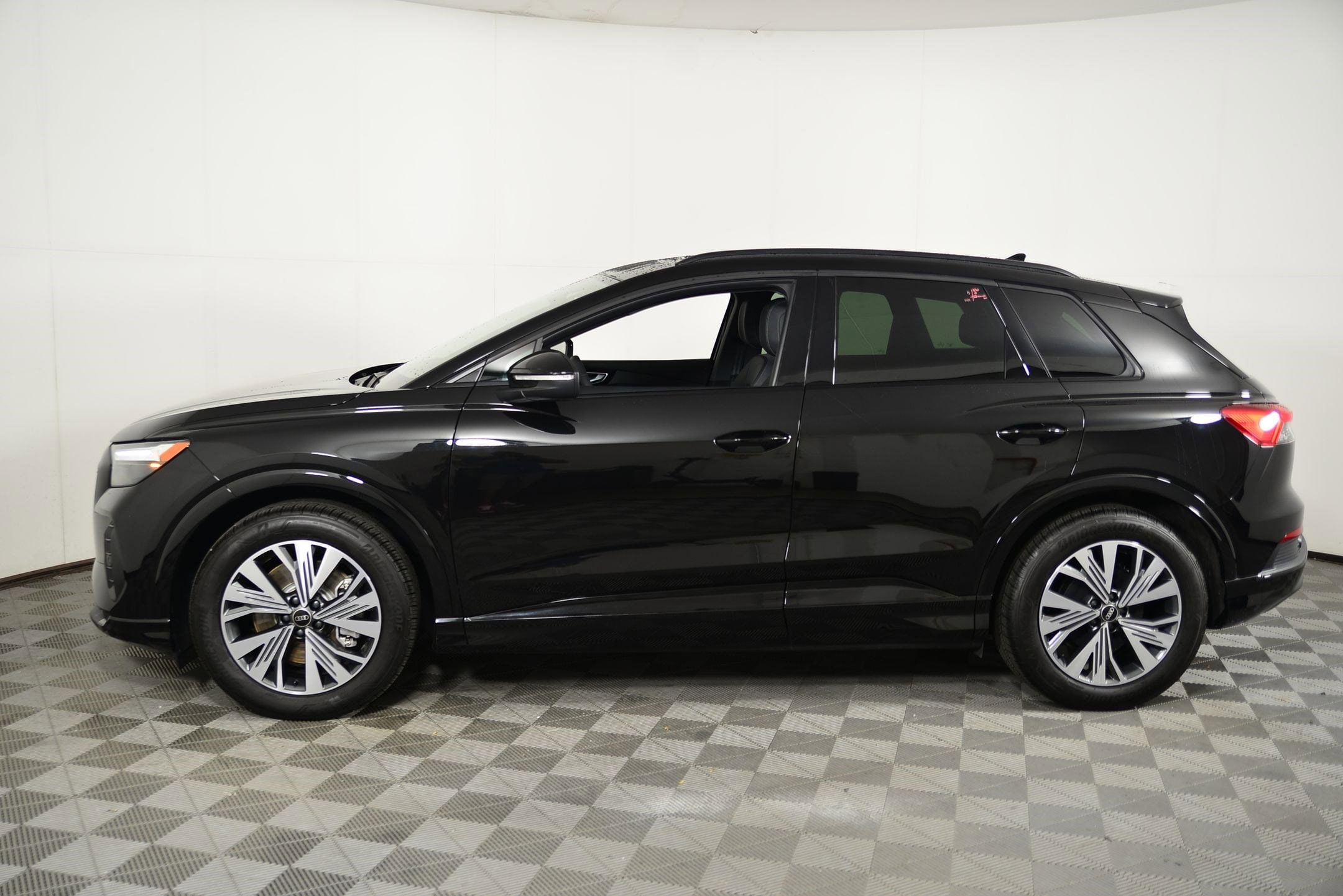 Used 2025 Audi Q4 e-tron Premium Plus with VIN WA1B5BFZ2SP037115 for sale in Rockville, MD