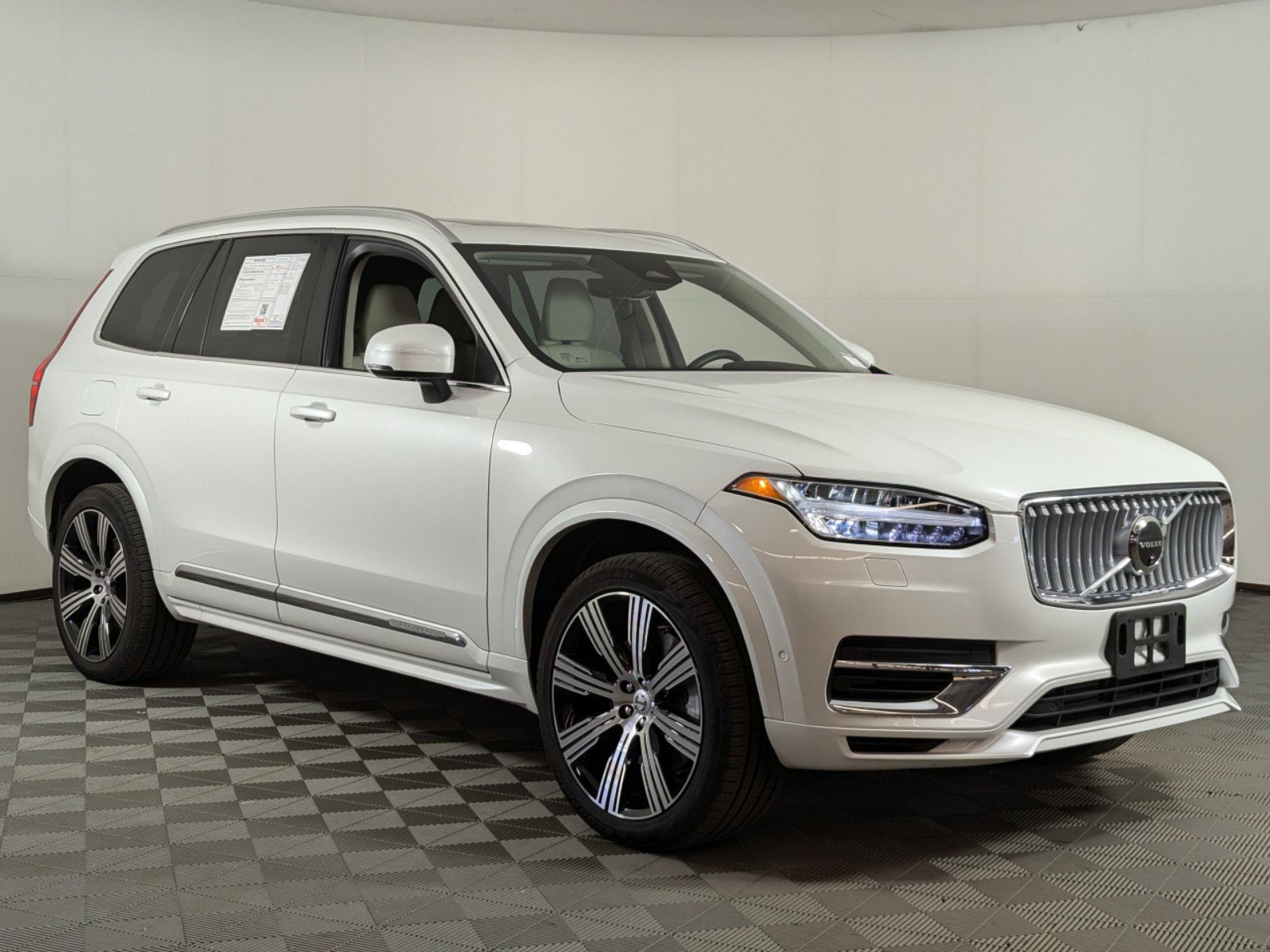 Used 2024 Volvo XC90 Plus with VIN YV4H60LE7R1220958 for sale in Rockville, MD