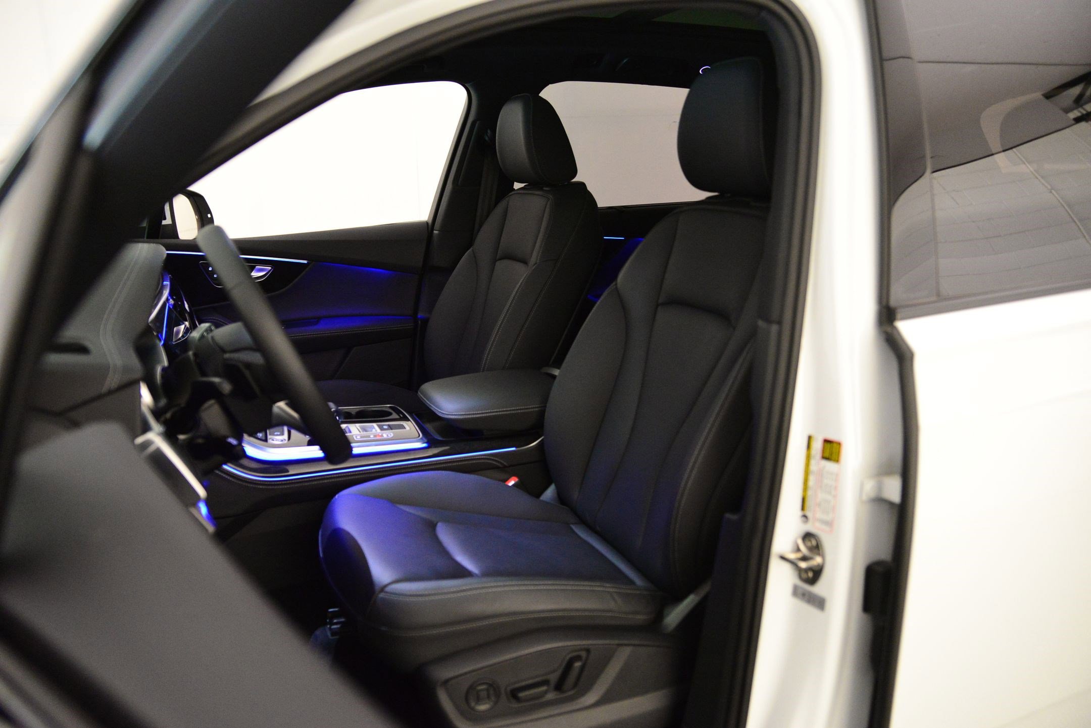2025 Audi Q7 Premium Plus photo 4