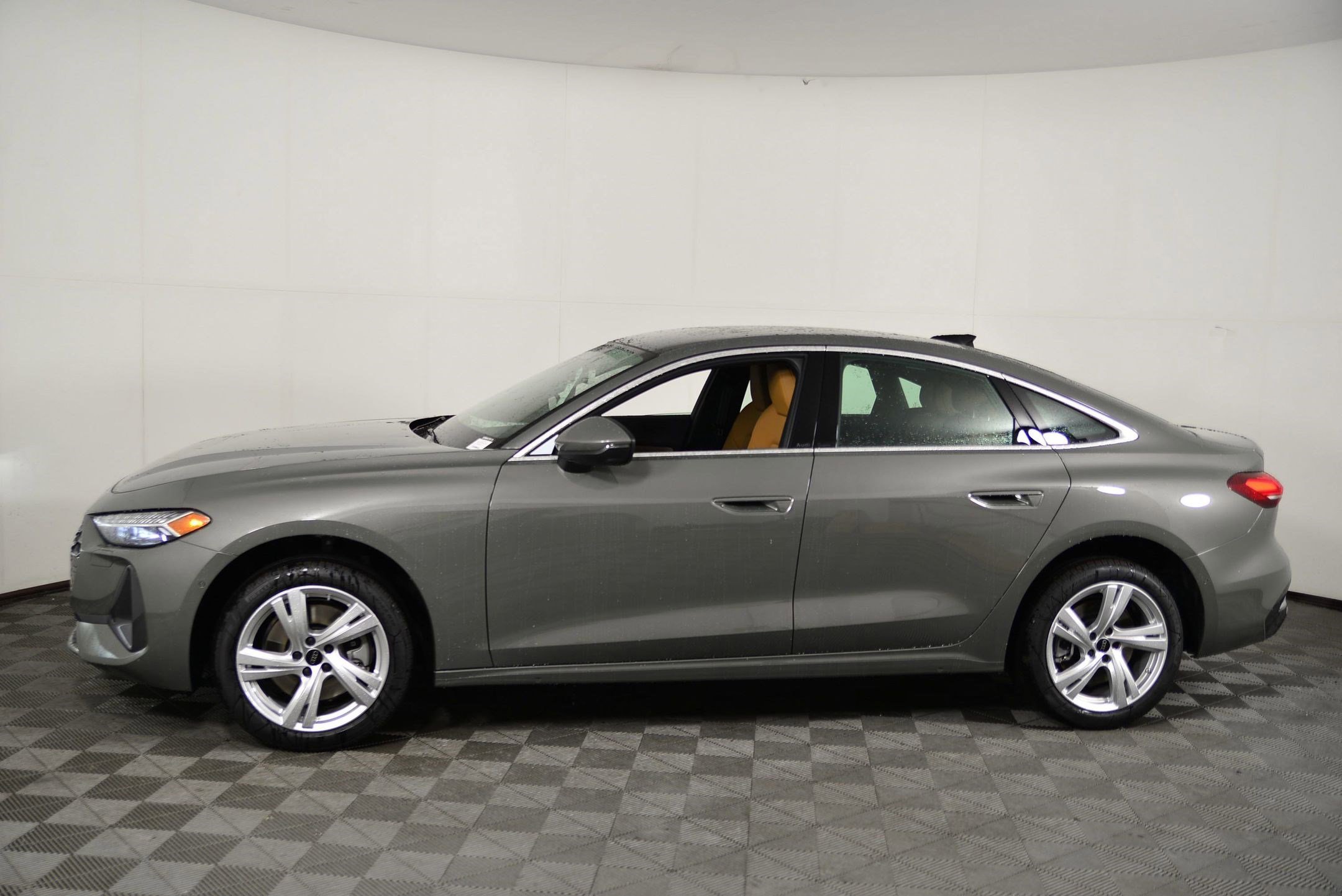 2025 Audi A5 2.0T Premium Plus photo 2