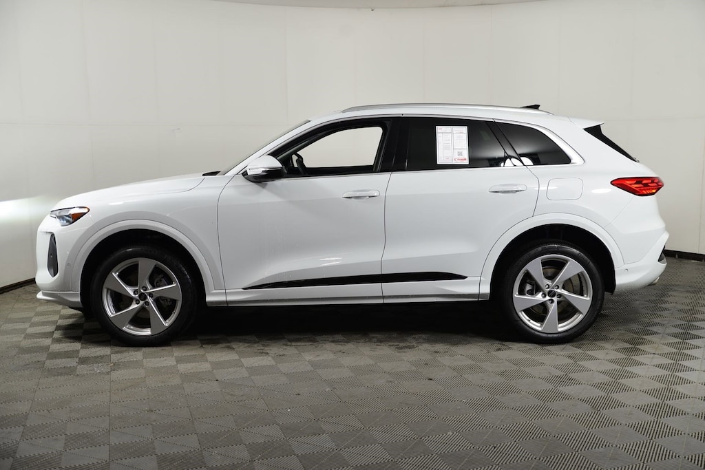 New 2025 Audi Q5 Premium Plus SUV