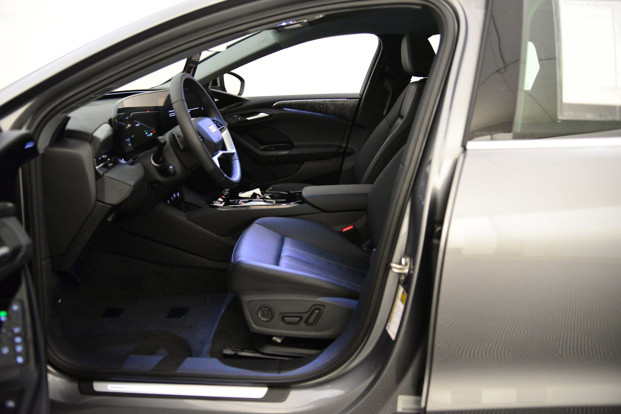 2025 Audi A6 Quattro Ultra photo 4